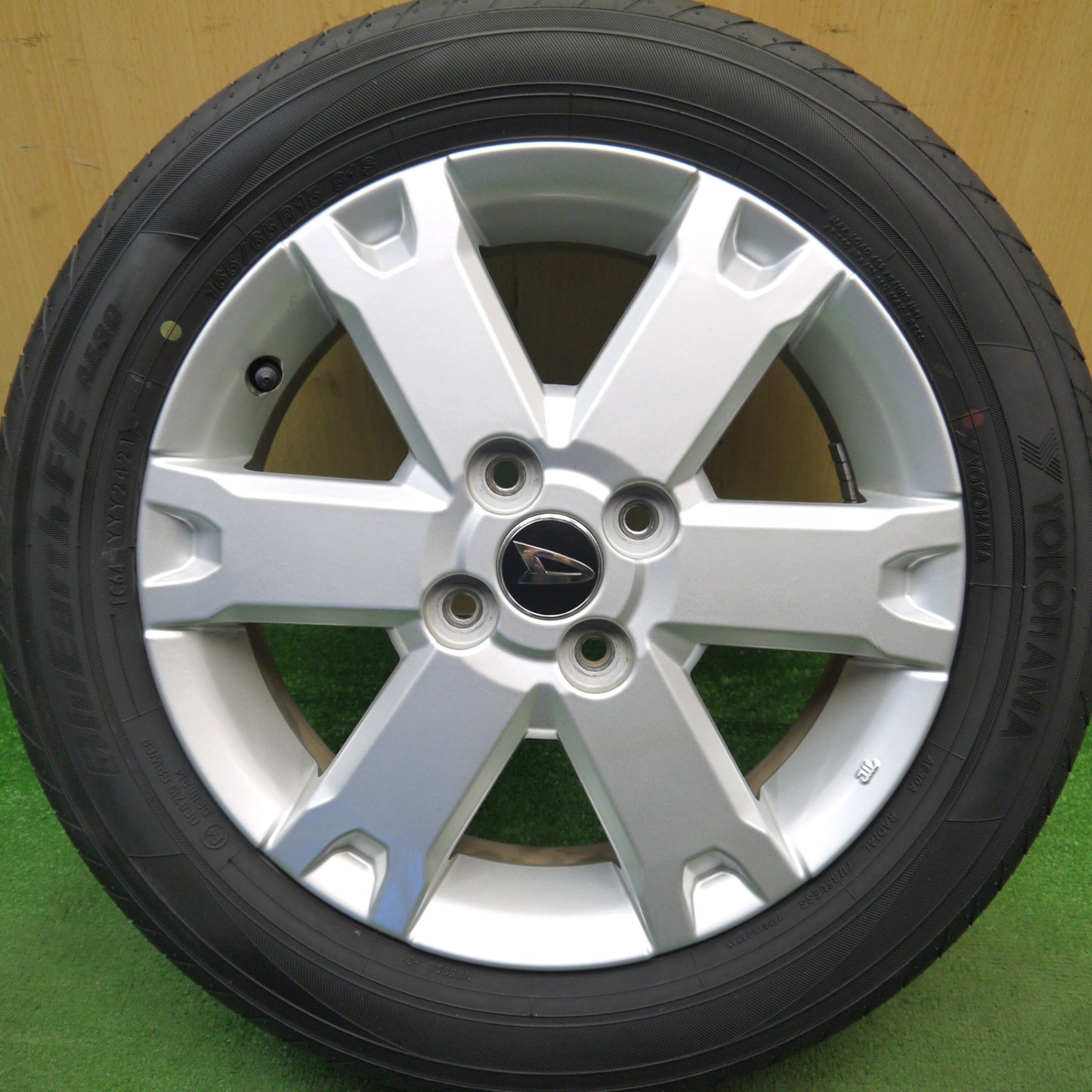 キレイ！21年！1本★ダイハツ タフト 純正 165/65R15 ヨコハマ BluEarth-FE AE30 15インチ PCD100/4H★5061607Hノ