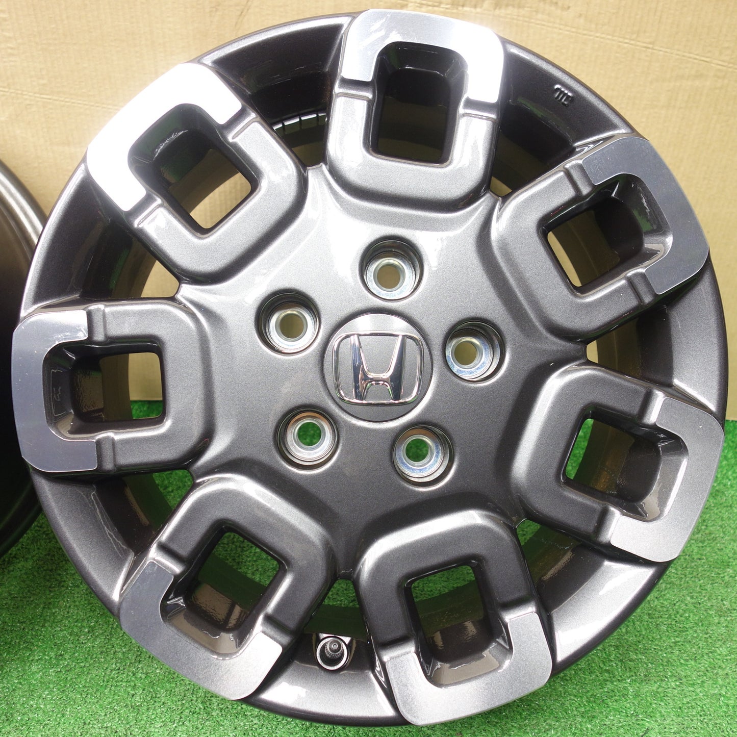 新車外し★ホンダ GT系 フリード クロスター 純正 ホイール 15インチ 15×6J PCD114.3/5H★5121203KTホ