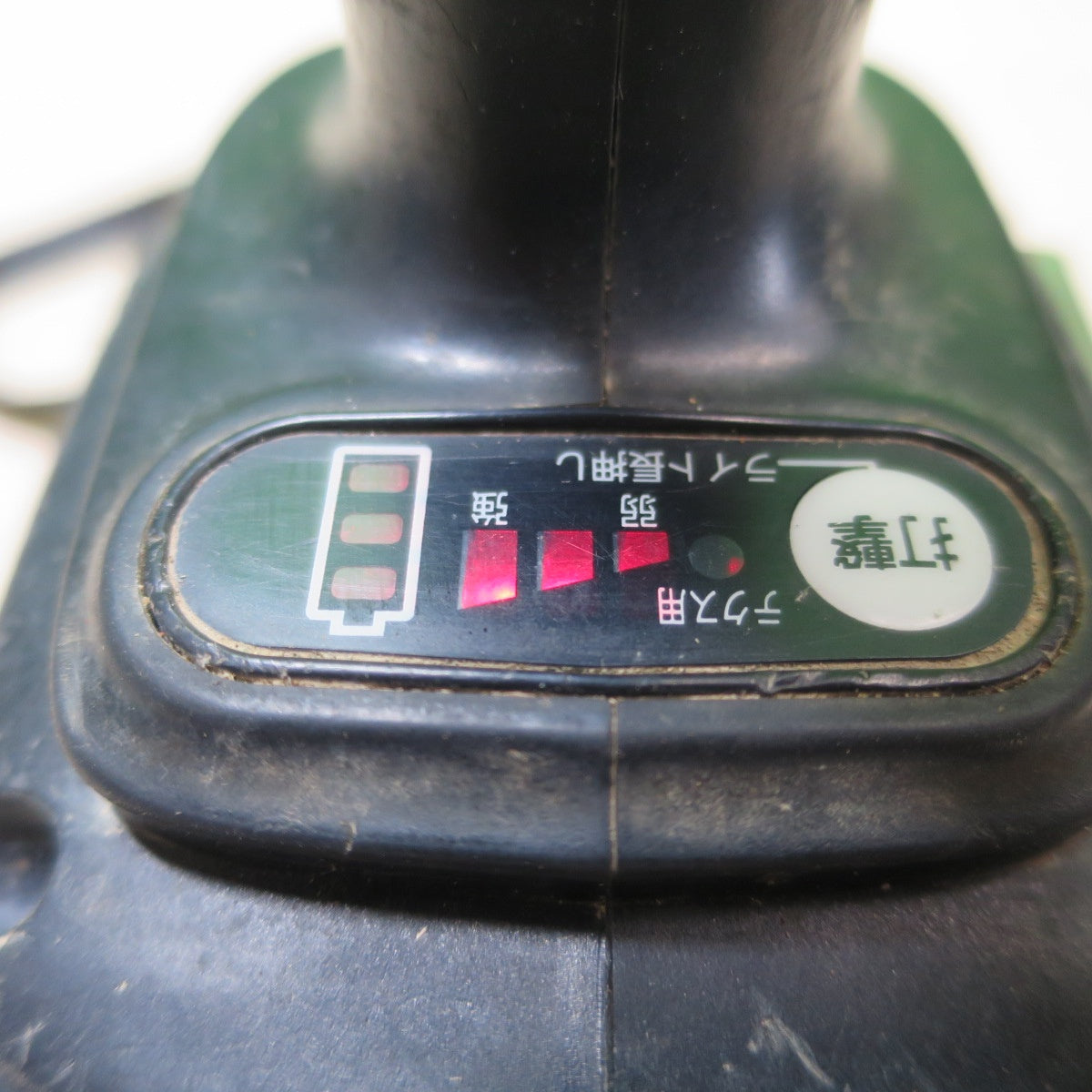 [送料無料] ☆マキタ 充電式 インパクトドライバ TD136D 電動 工具 14.4V BL1440 充電器 DC18RF makita☆