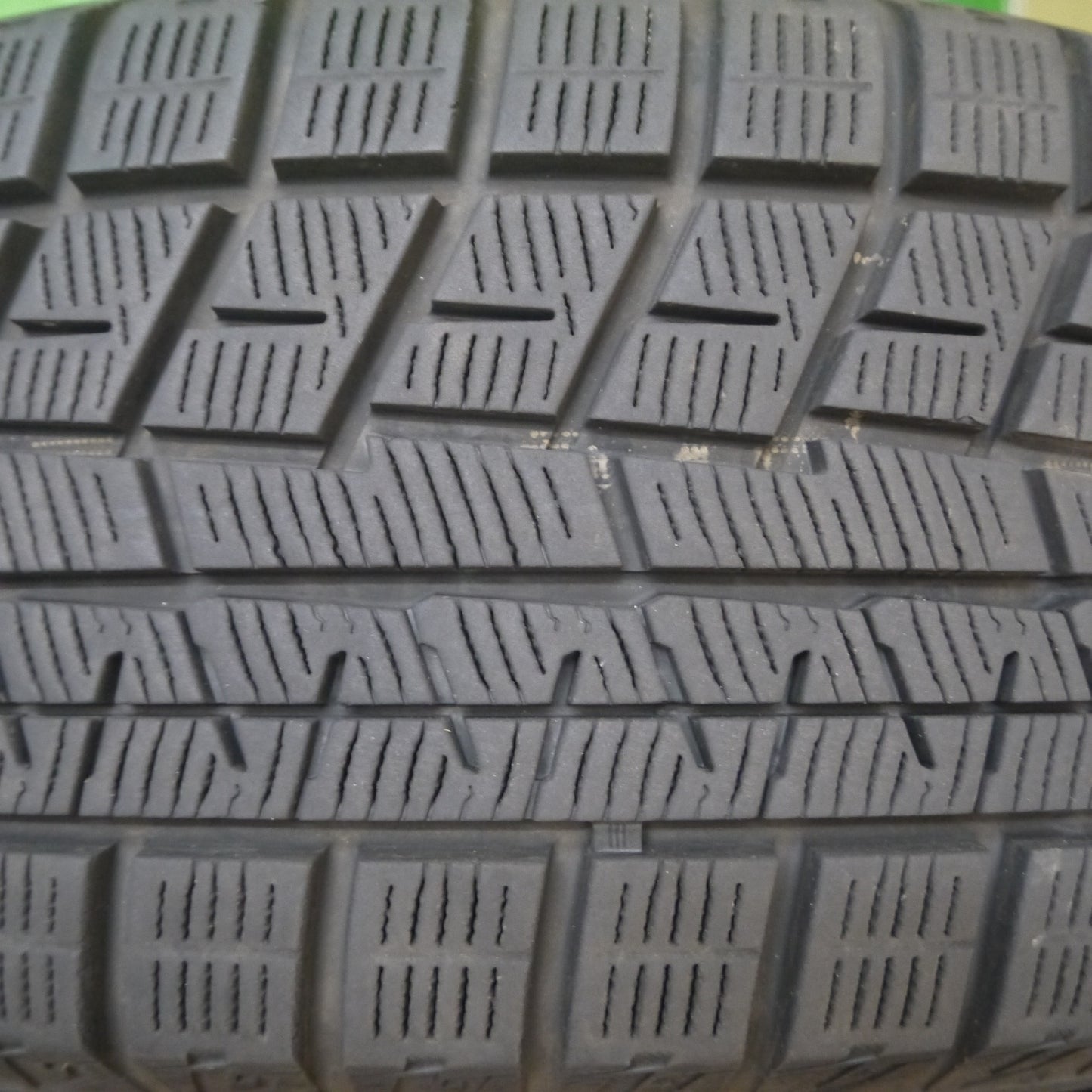 [送料無料] バリ溝！21年！キレイ！9.5分★スタッドレス 195/65R15 ヨコハマ アイスガード iG60 Zmeist VS-1 15インチ PCD114.3/5H★4102501Hス