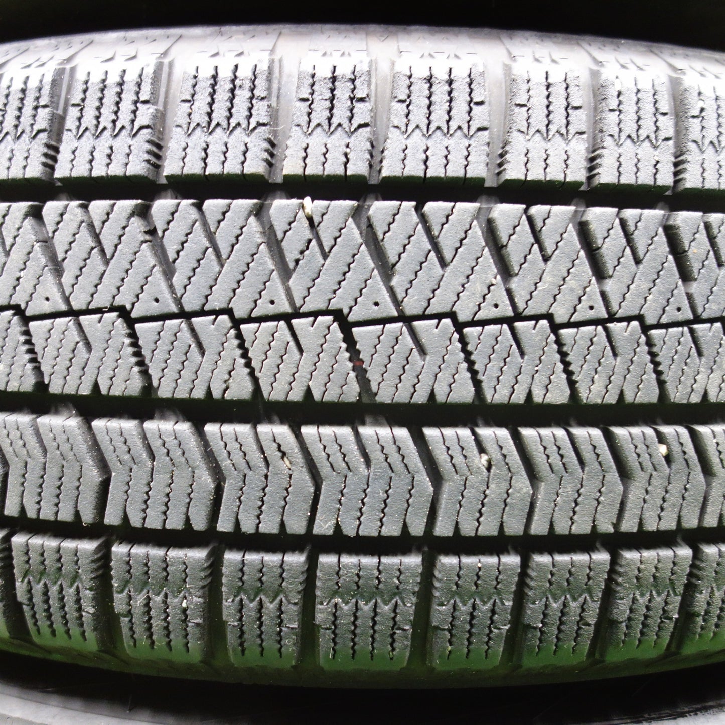 バリ溝！23年！キレイ！9分★スタッドレス 215/60R16 ブリヂストン ブリザック VRX2 BALMINUM GR6 バルミナ 16インチ PCD114.3/5H★5120803KTス