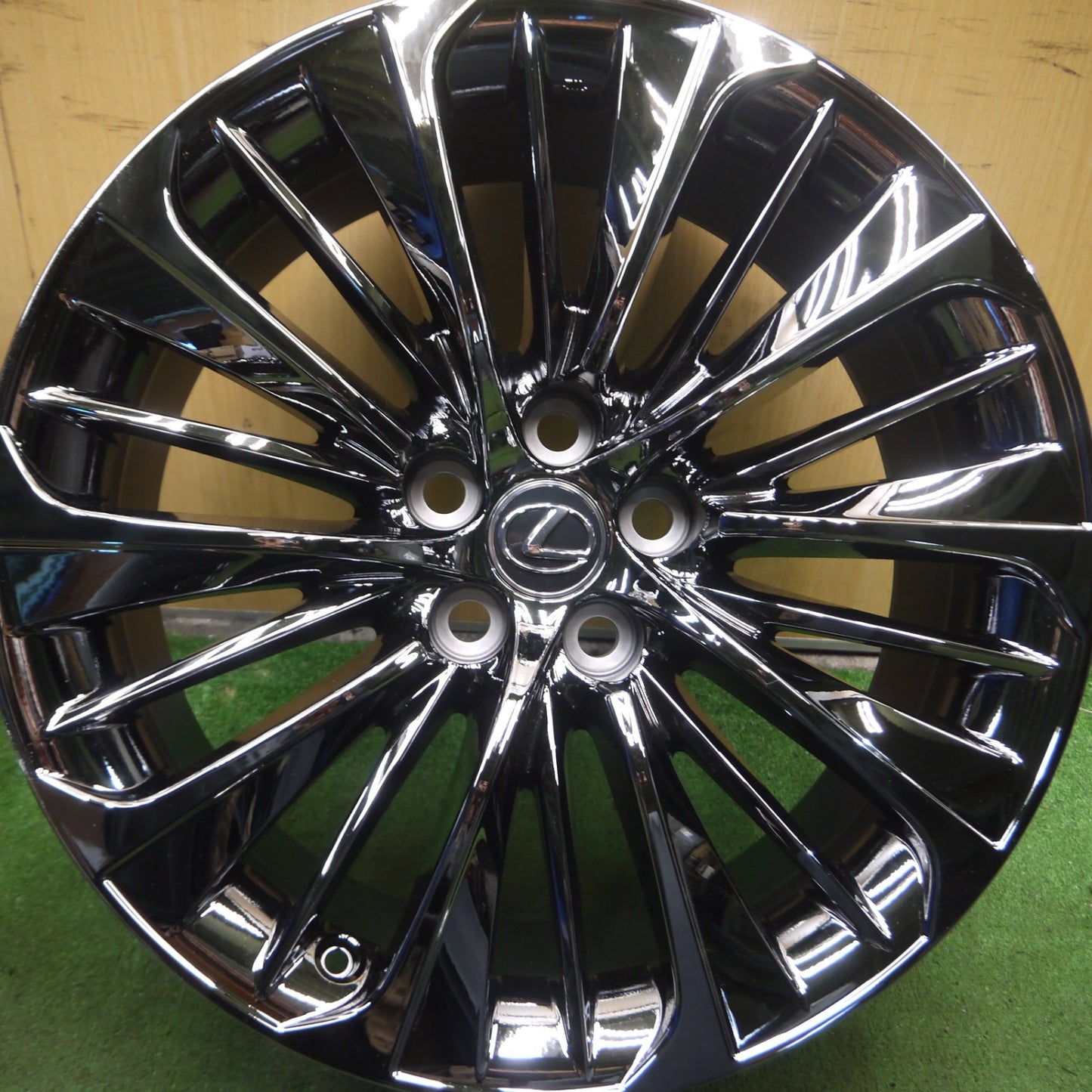 *送料無料* 新車外し★レクサス LS500h 純正 OP ノイズリダクション ホイール 20インチ 20×8.5J PCD120/5H★4041009Hホ