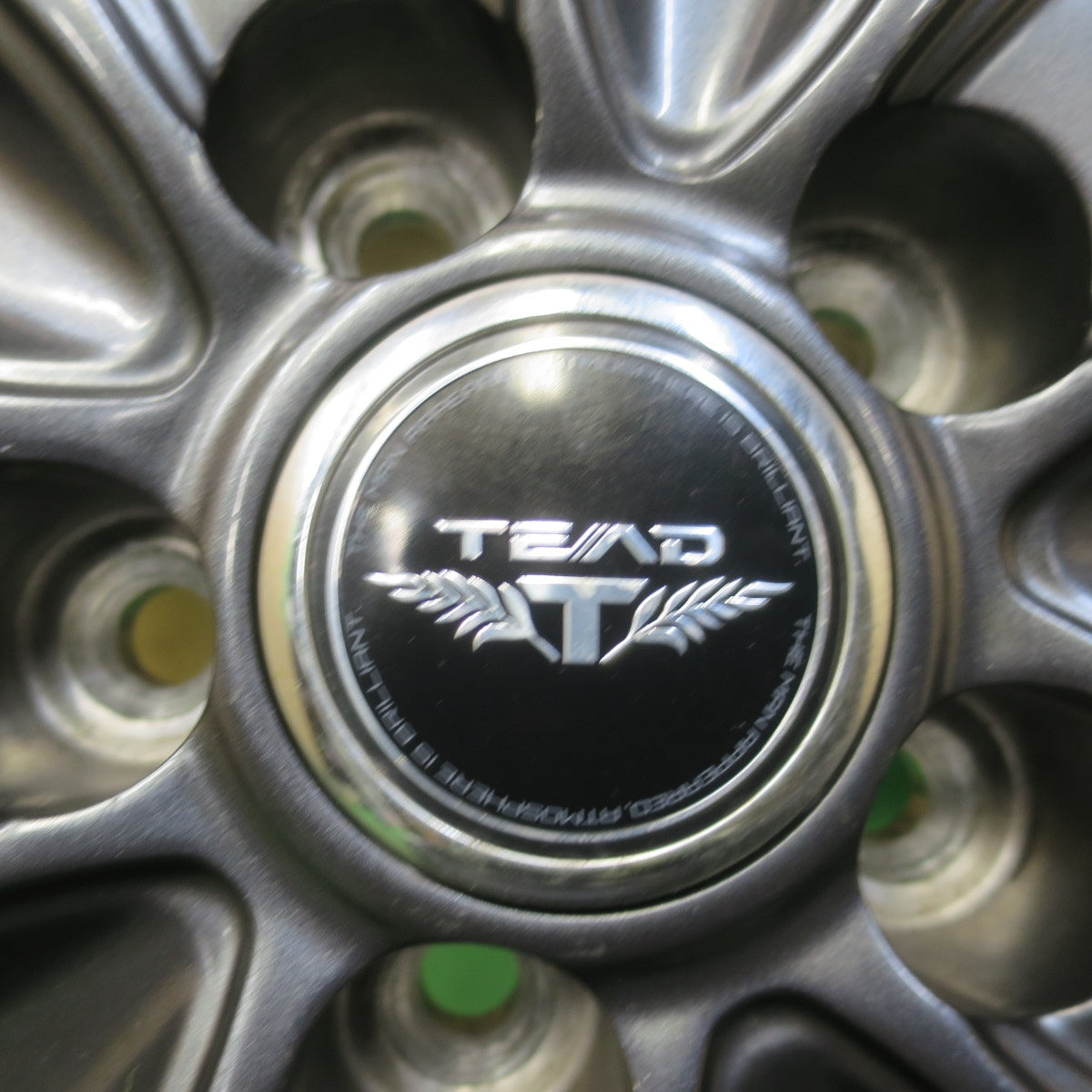 バリ溝！22年！9.5分◎プリウス 等 195/65R15 スタッドレス ダンロップ ウインターマックス WM02 TEAD テッド 15インチ PCD100/5H◎6081217イス