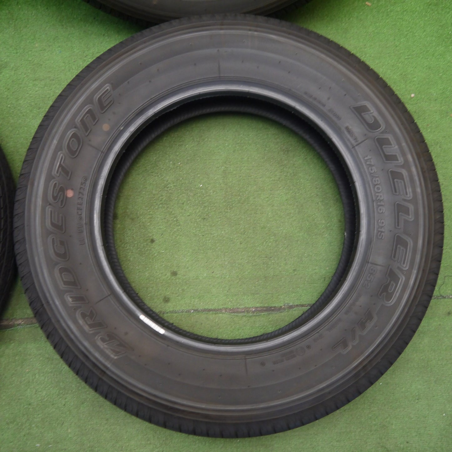 超バリ溝！25年！9.5分以上★ジムニー 等 175/80R16 ブリヂストン デューラー H/L 852 DUELER タイヤ 16インチ★6070801KKノタ