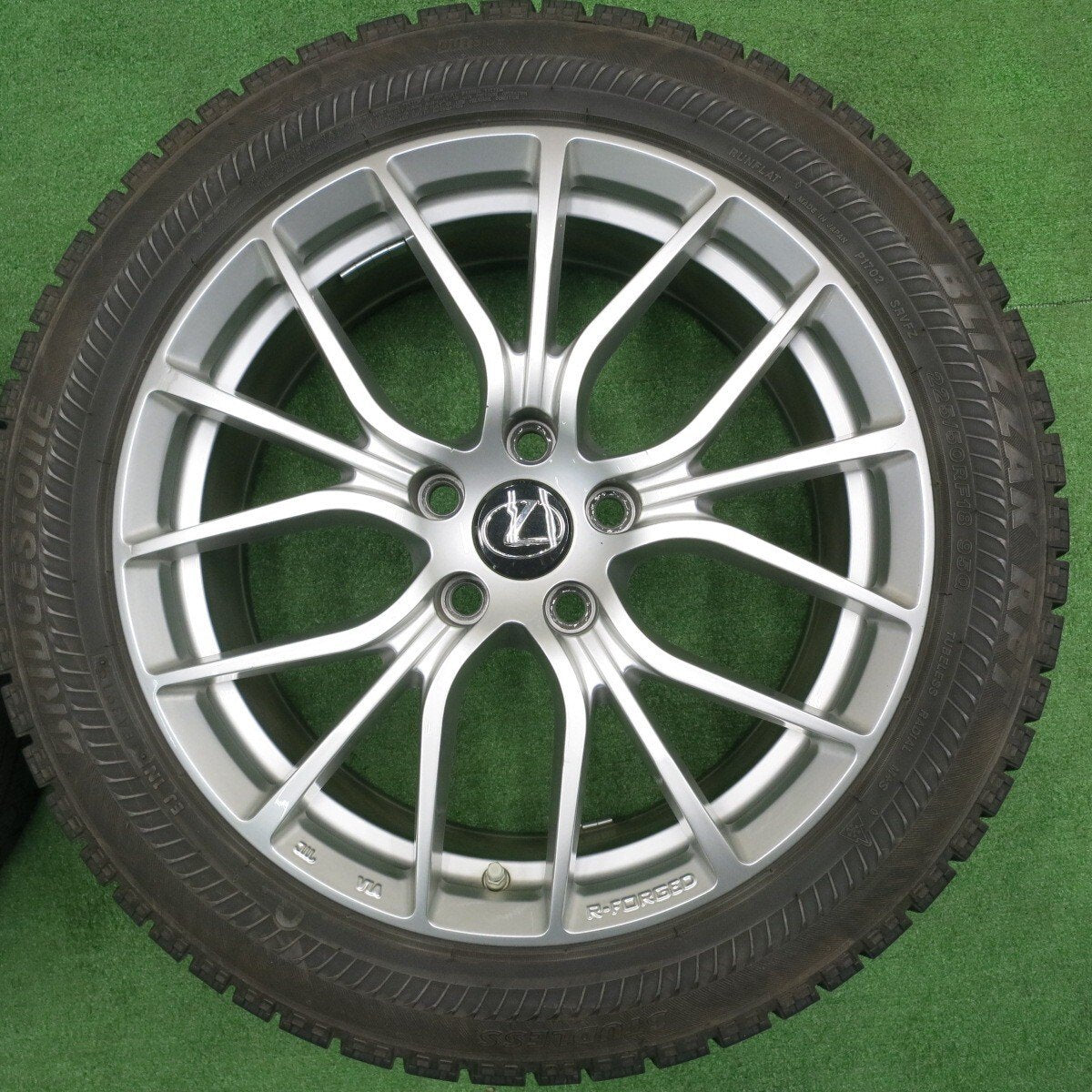 4本価格★レクサス等 阿部商会 LaStrada LEVIS 225/50R18 スタッドレス ブリヂストン ブリザック RFT PCD114.3/5H★4111406NJス