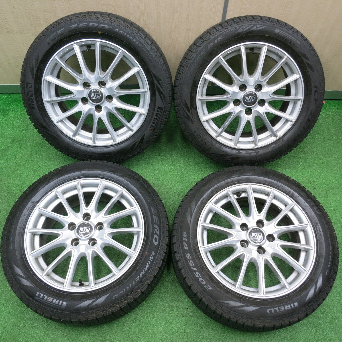 [送料無料] バリ溝！22年！9分★ボルボ 等 MSW O・Z 205/55R16 スタッドレス ピレリ アイスゼロ アシンメトリコ 16インチ OZ PCD108/5H★4111308TNス