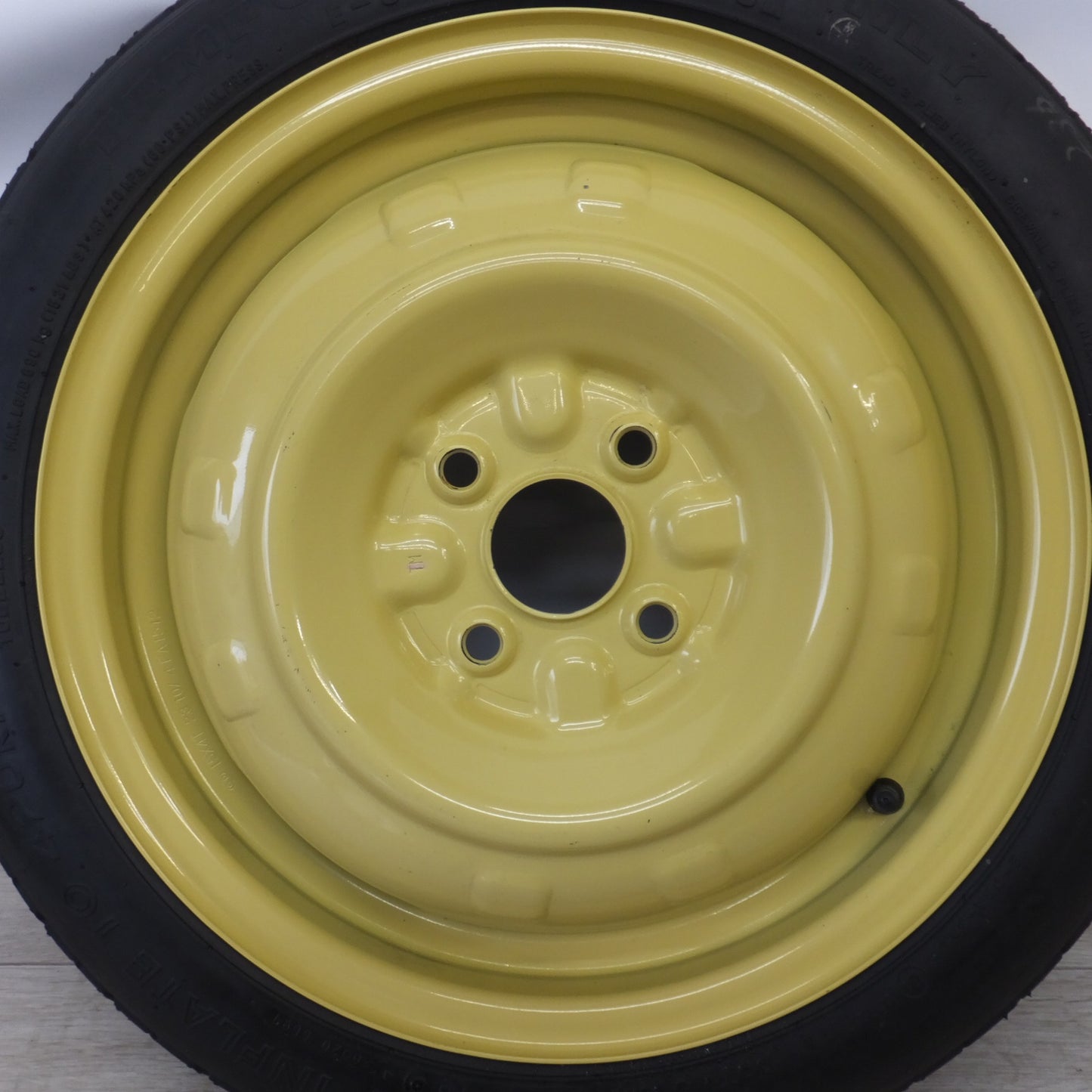 [送料無料] 未使用★トーヨー TOYO INFLATE TO 420kPa(60PSi) T125/70D15 95M 10年製 スペヤタイヤ 1本 マツダ デミオ 搭載品★