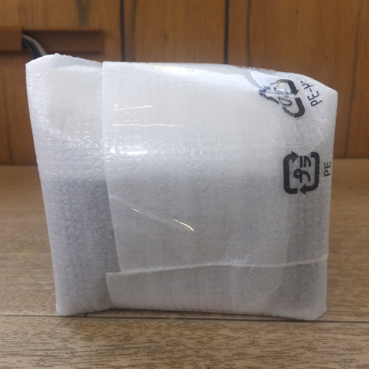 [送料無料] 未使用★マキタ makita バッテリ BL4040F XGT 40V max 4.0Ah Li-ion A-73841(2)★