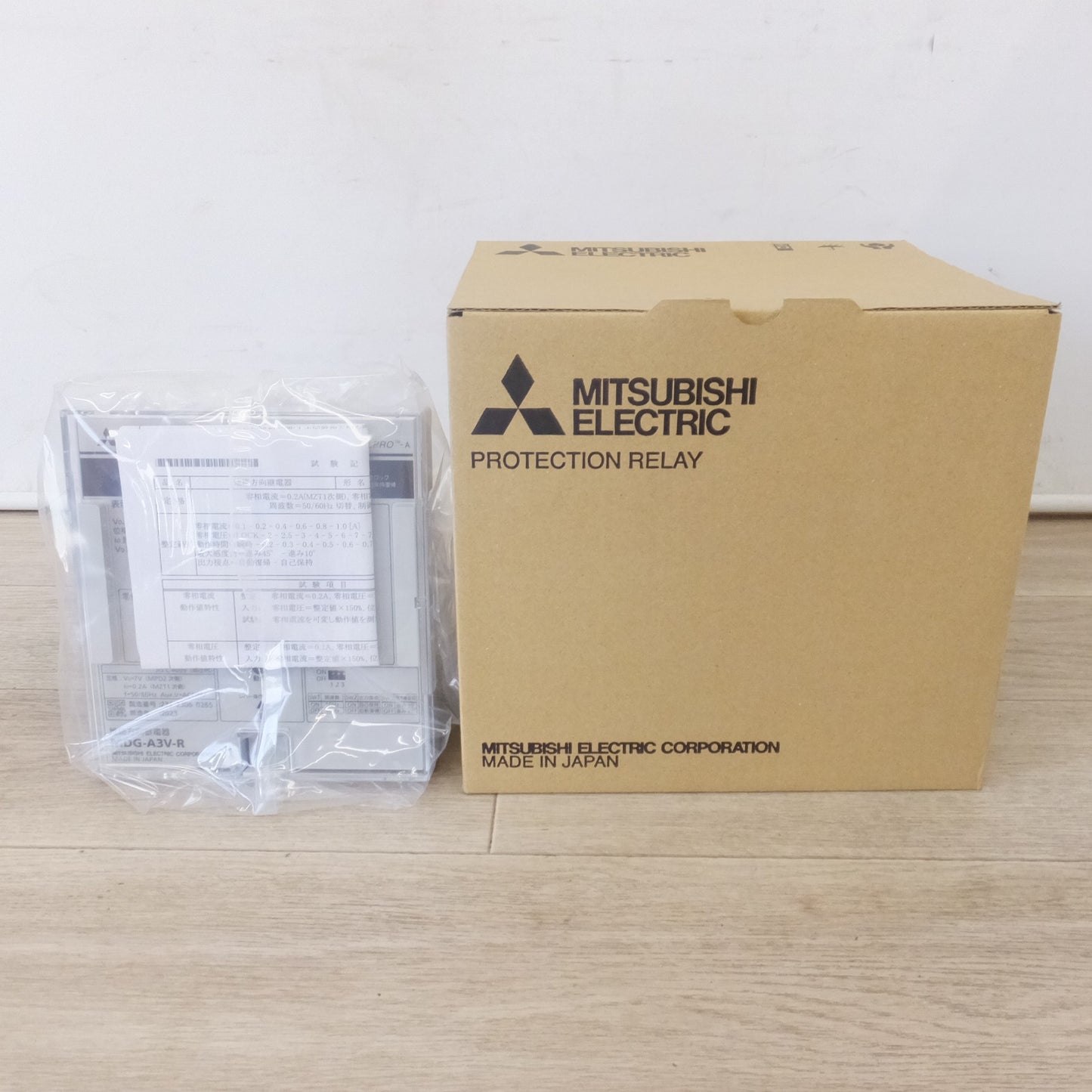 [送料無料] 未使用★三菱 MITSUBISHI 地絡方向継電器 MDG-A3V-R 保護継電器　7V 0.2A 50/60Hz AC110V★