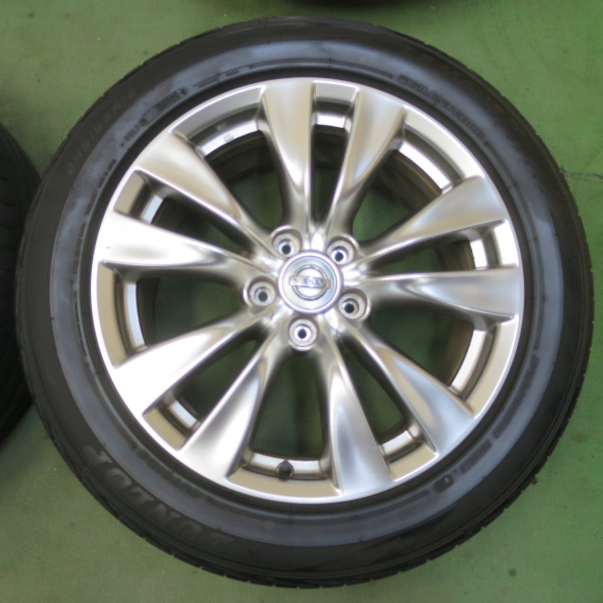 4本価格★日産 Y51 フーガ 純正 245/50R18 ダンロップ LE MANS V ルマン5 18インチ PCD114.3/5H★6052601イノ