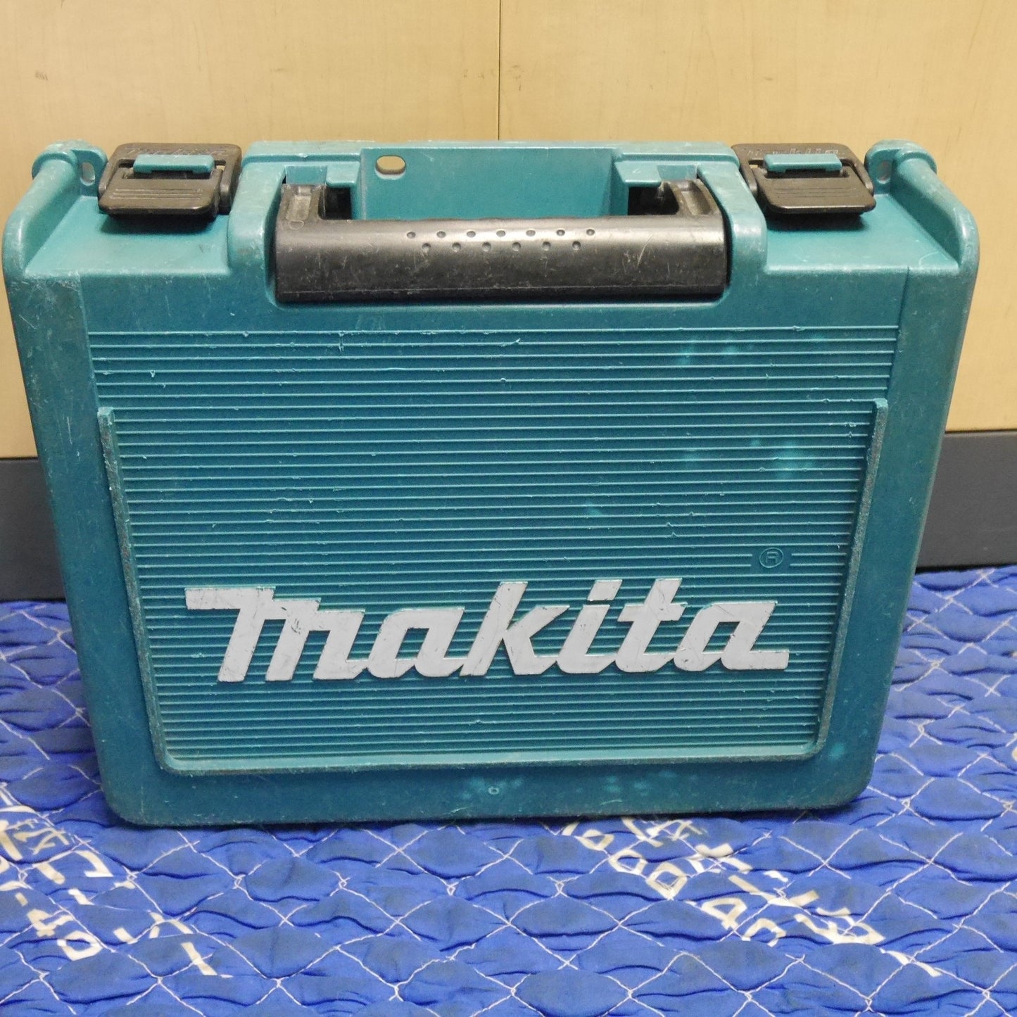 [送料無料] ☆マキタ 充電式 震動 ドライバドリル HP440D 電動 工具 14.4V コードレス 振動 makita☆