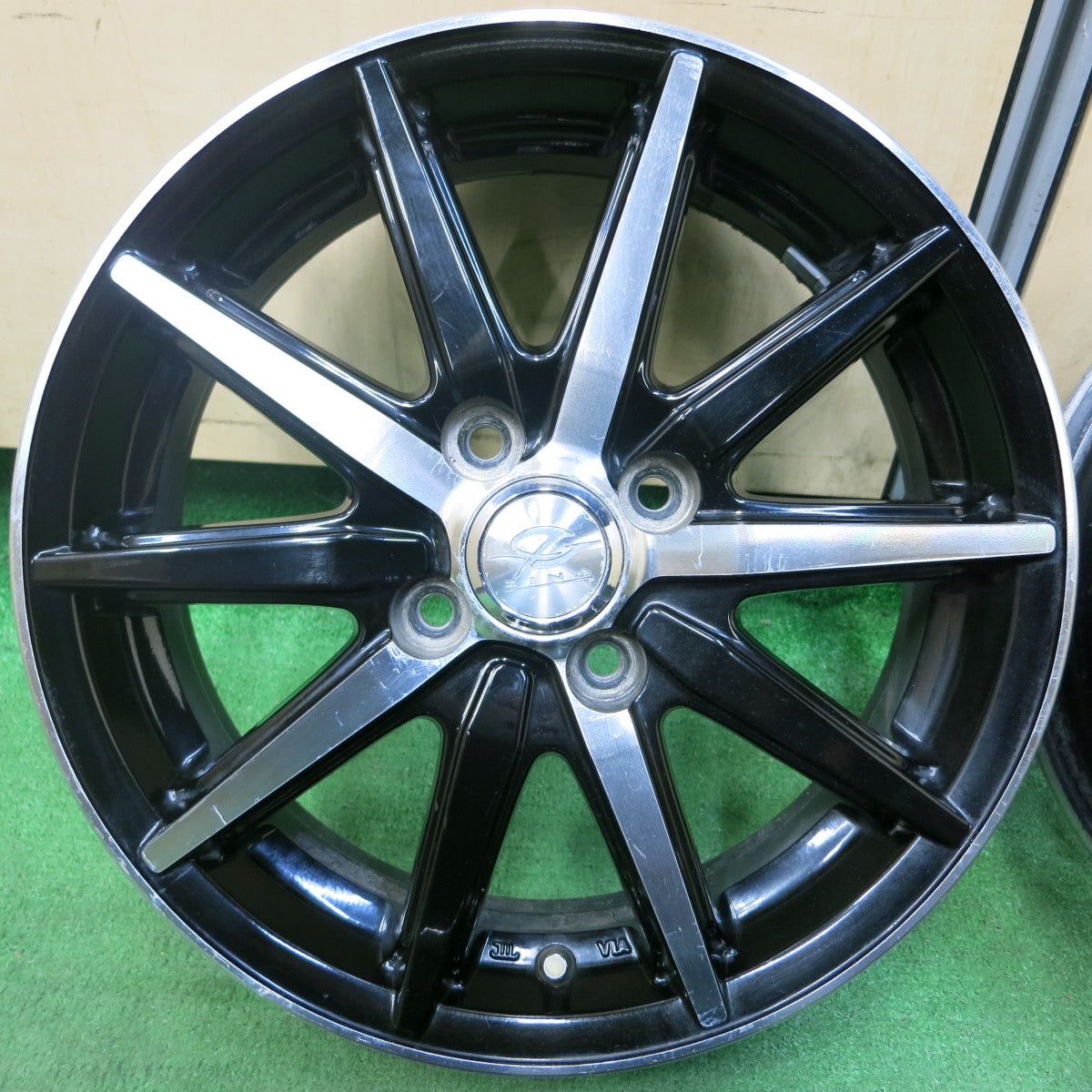 [送料無料] 4本価格★ZINA DIOS es9 社外 アルミ ホイール 15インチ 15×4.5J PCD100/4H★4103111SYホ