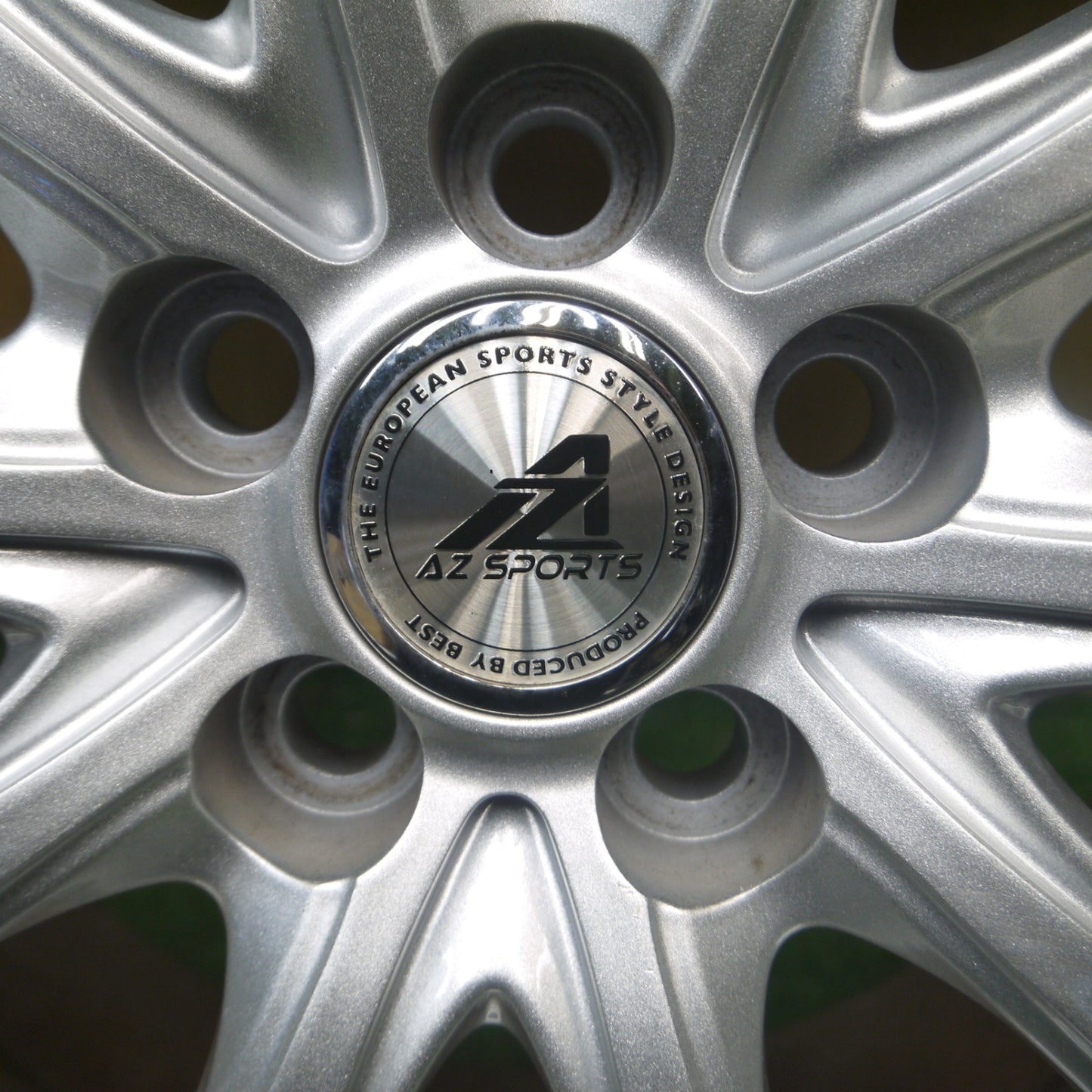 *送料無料* バリ溝！22年！キレイ！9.5分以上★プリウス等 195/65R15 スタッドレス ダンロップ ウインターマックス WM02 AZ SPORTS 15インチ PCD100/5H★4061703Hス