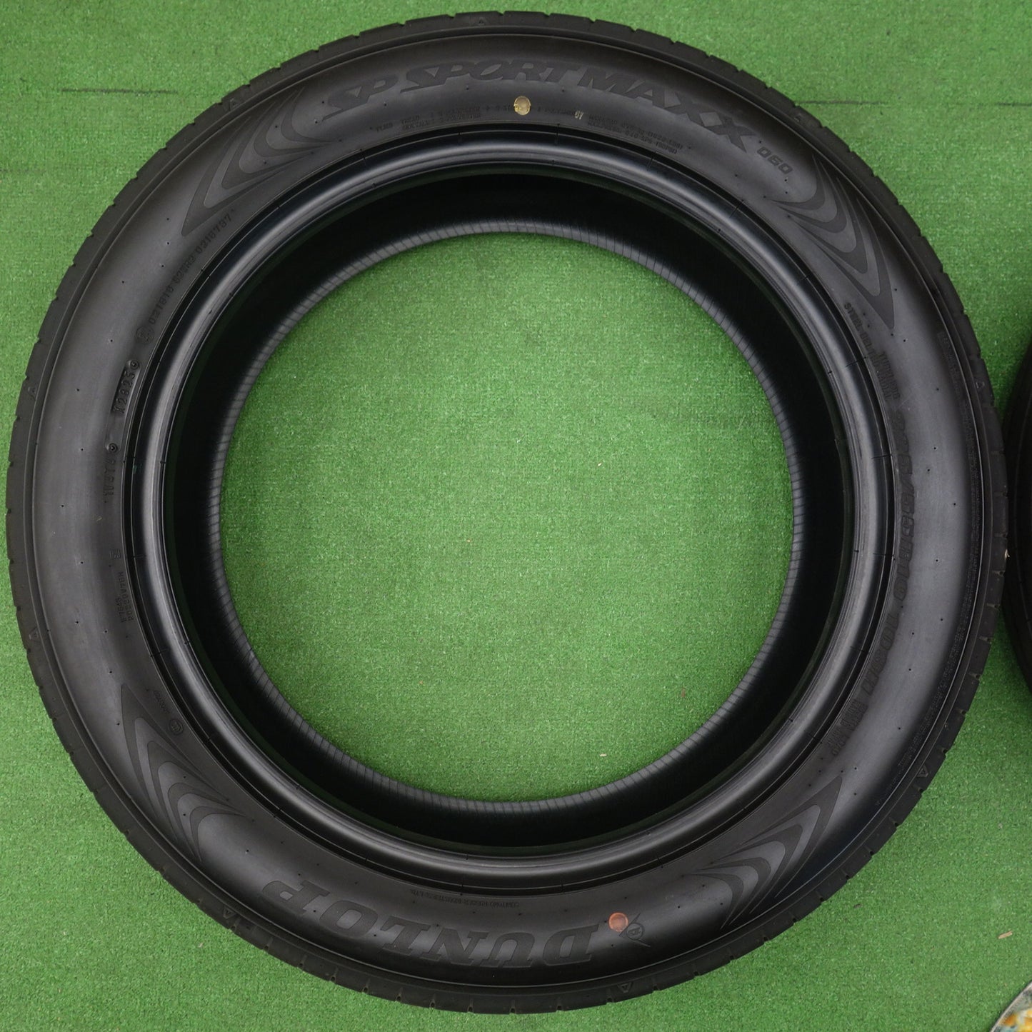 新車外し！25年★225/55R19 ダンロップ SPスポーツマックス 060 タイヤ 19インチ 40系 アルファード ヴェルファイア 等★6061705KTノタ