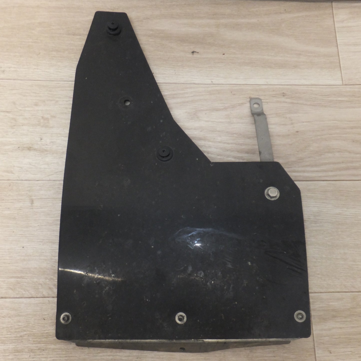 [送料無料] ★オートフラッグス X4X マッドフラップ 3枚　三菱 デリカ D:5 CV1W★