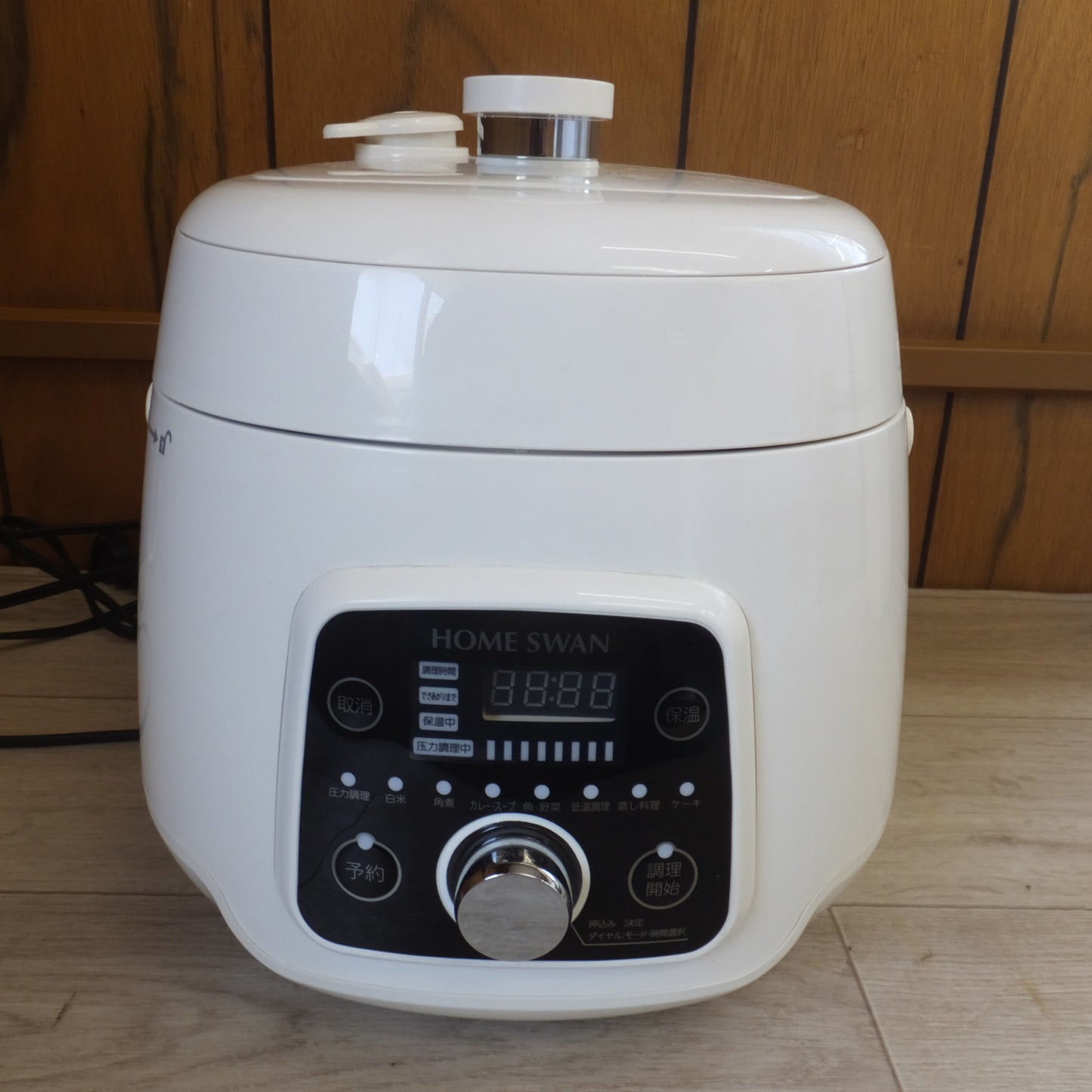 [送料無料] キレイ★新津興器 電気圧力鍋 HOME SWAN SDA-60　呼び容量 2.5L　AC100V 50/60Hz★