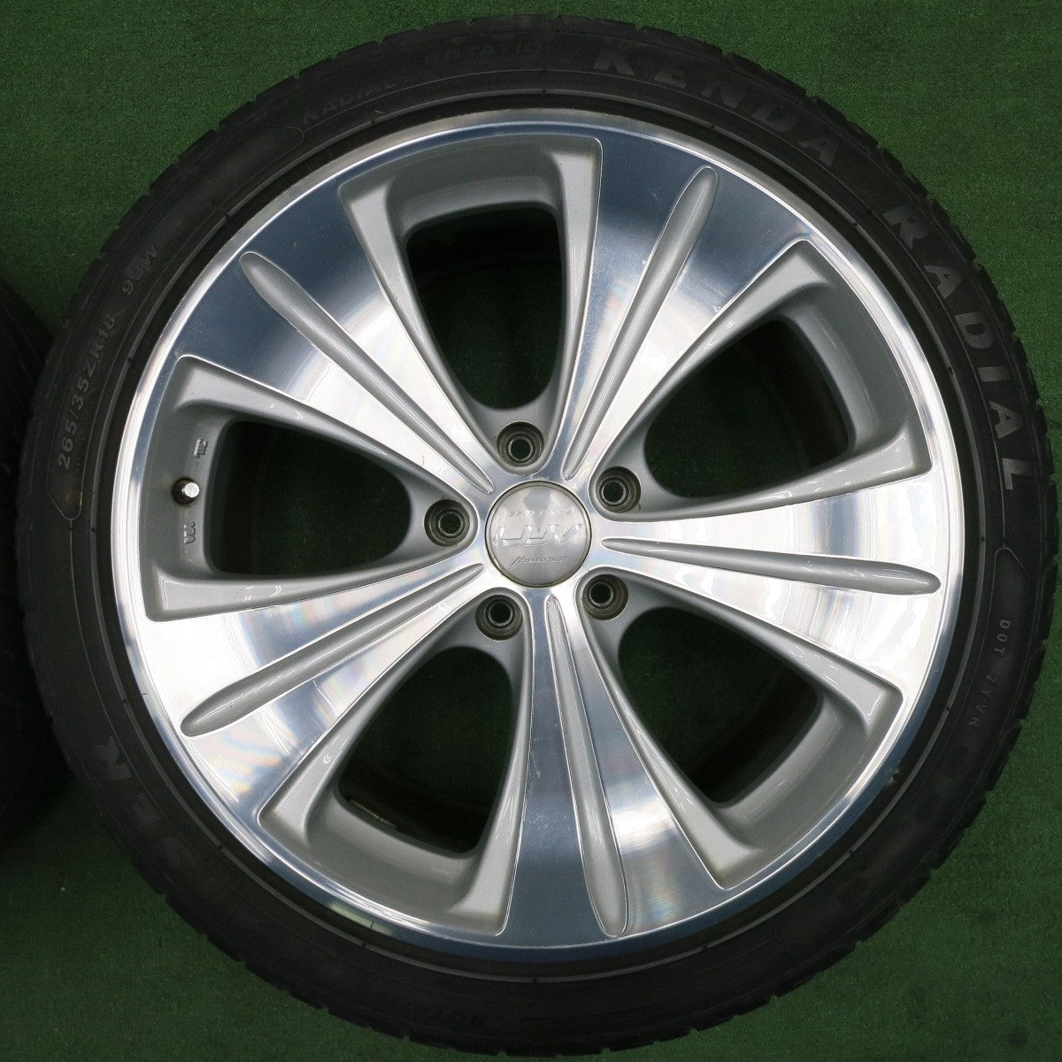 [送料無料] バリ溝！23年！9.5分★245/40R18 265/35R18 トライアングル TR968 ケンダ ラジアル カイザー VERTEC VR5 LUV MANARAY SPORT マナレイ 18インチ PCD114.3/5H★4122007TNノ