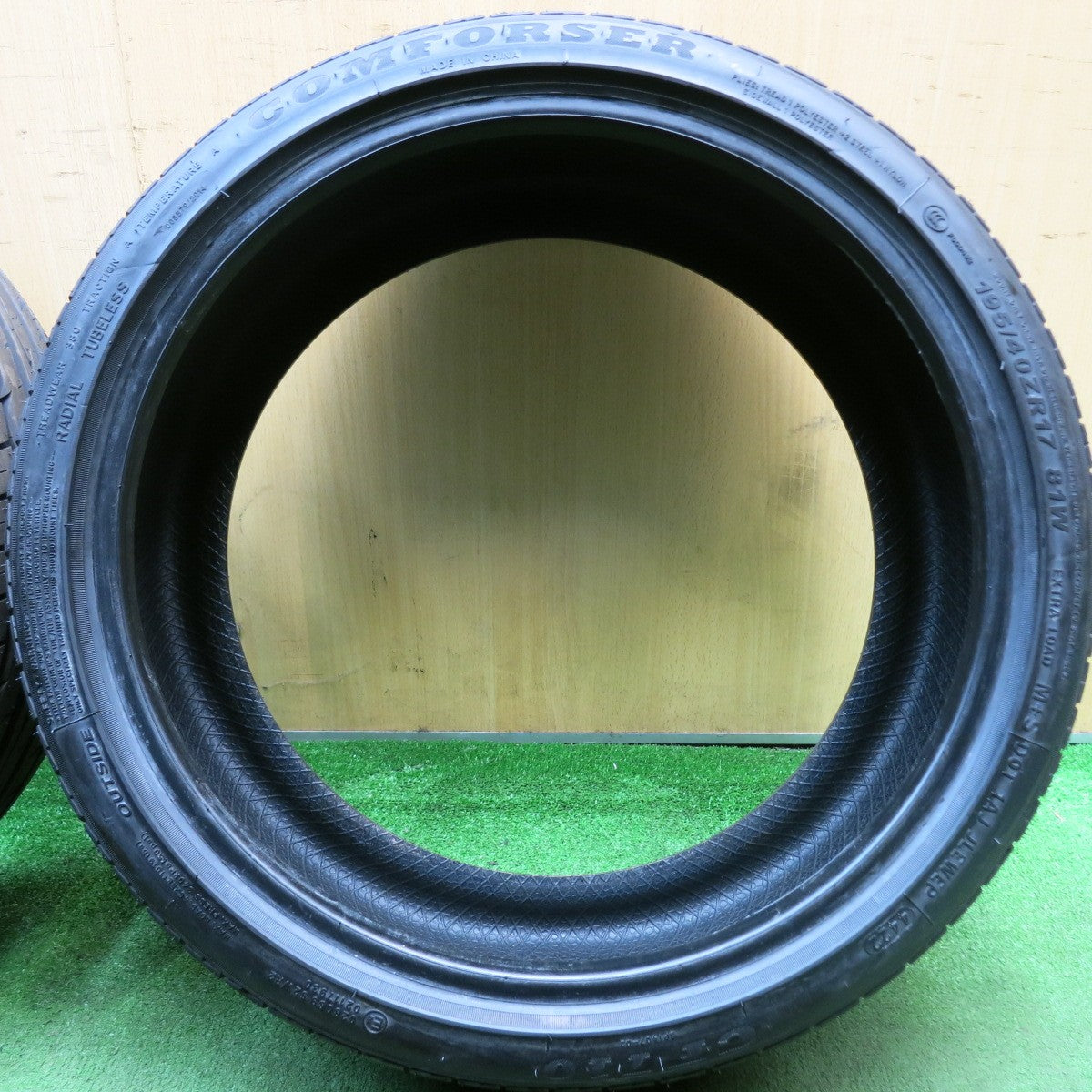 ほぼ未使用！22年★195/40R17 コンフォーサー CF710 COMFORSER タイヤ 17インチ アクア フィット シビック デミオ ヴィッツ 等★5080102HAノタ
