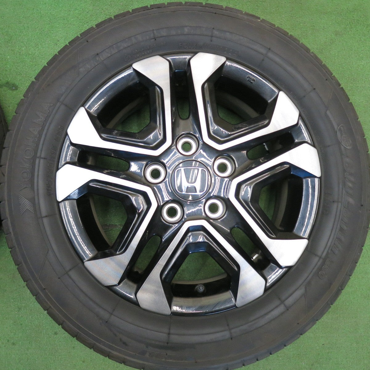 キレイ！24年◎ホンダ フリード クロスター 純正 185/65R15 ヨコハマ ブルーアース EC50 EC50C 15インチ PCD114.3/5H◎6070502HAノ
