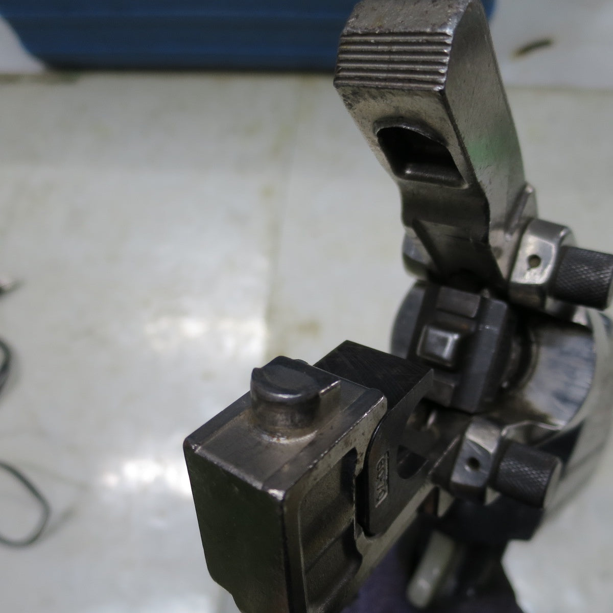 [送料無料] 付属品付き◆IZUMI 泉精器 電動 油圧式 多機能 工具 REC-150FM 電動 工具 充電器 CH-3MH バッテリー BP-12F 12V◆