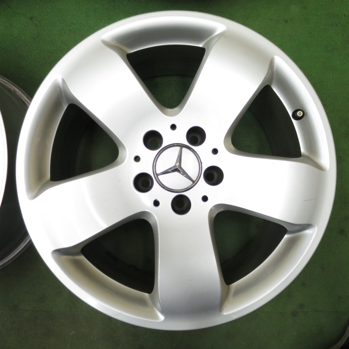 4本価格★ベンツ Eクラス W211 純正 ホイール 17インチ 17×8J PCD112/5H★6062402NGホ