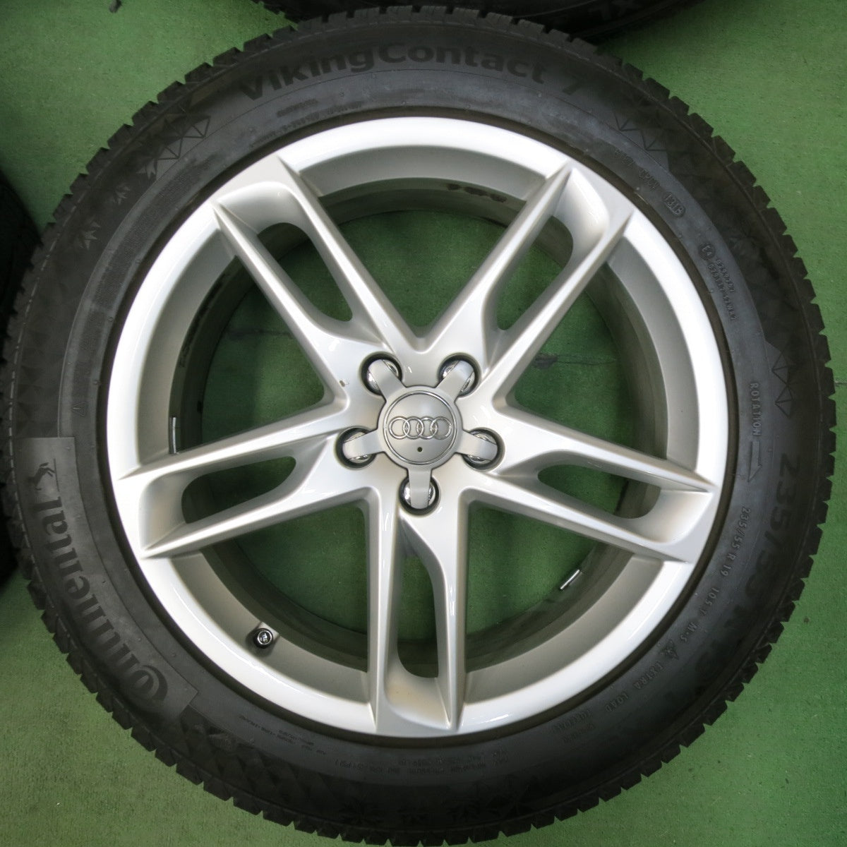 [送料無料] バリ溝！9分★アウディ Q5 純正 235/55R19 スタッドレス コンチネンタル バイキングコンタクト7 19インチ PCD112/5H★4122706SYス