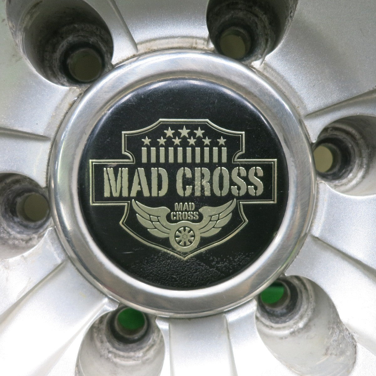 [送料無料] バリ溝！22年！9分★スタッドレス 265/65R17 ブリヂストン ブリザック DM-V3 MAD CROSS XD-7 マッドクロス PCD139.7/6H★4103101HAス