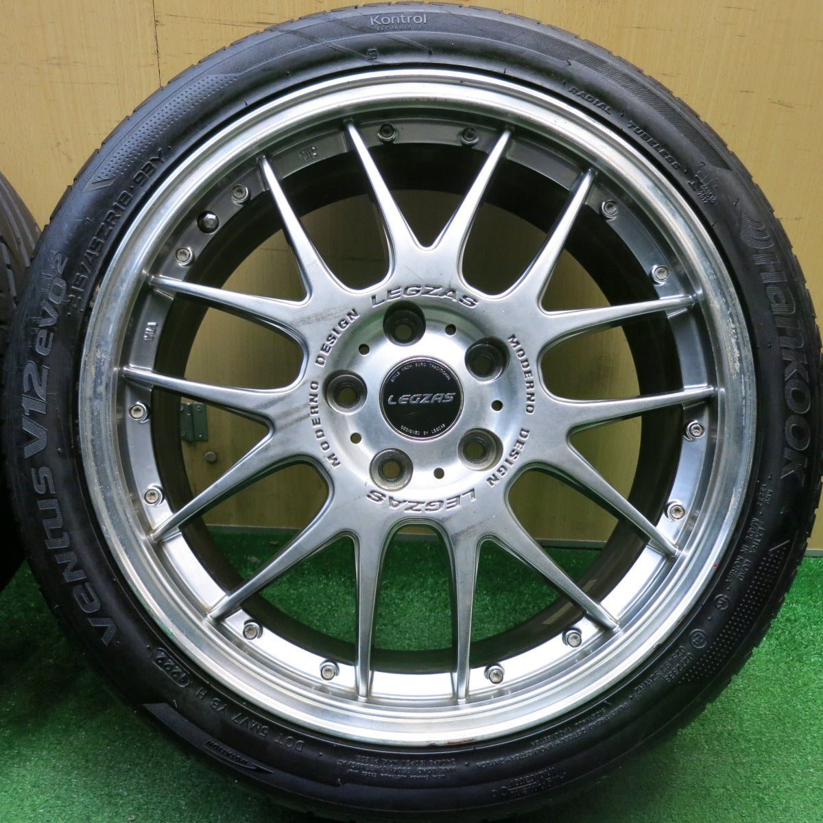4本価格！22年★LEGZAS MODERNO DESIGN Stich 215/45R18 ハンコック VENTUS V12 evo2 シュティッヒ レグザス 18インチ PCD114.3/5H★5122507HAノ