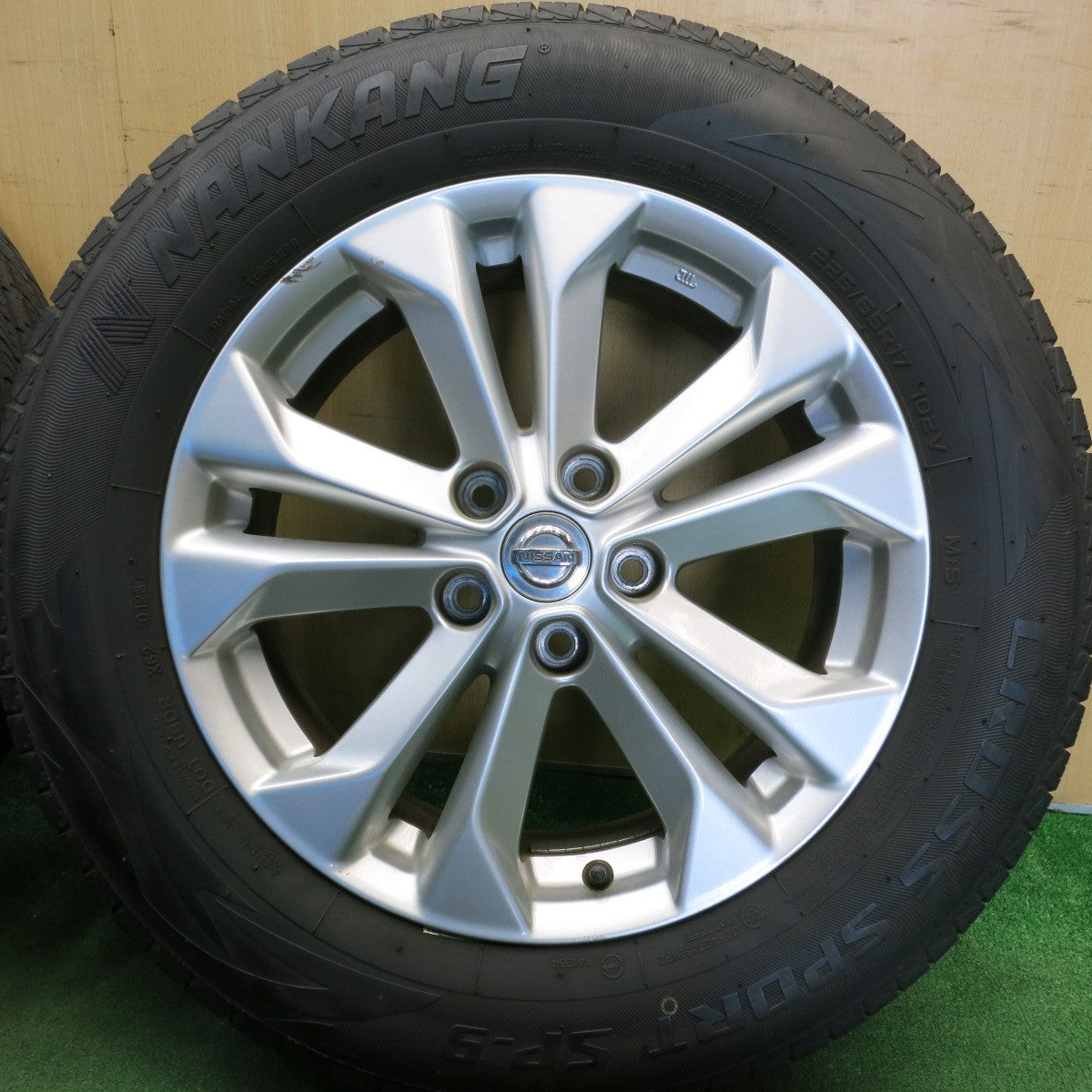 4本価格！23年★日産 T32 エクストレイル 純正 225/65R17 ナンカン CROSS SPORT SP-9 17インチ PCD114.3/5H★6052404HAノ