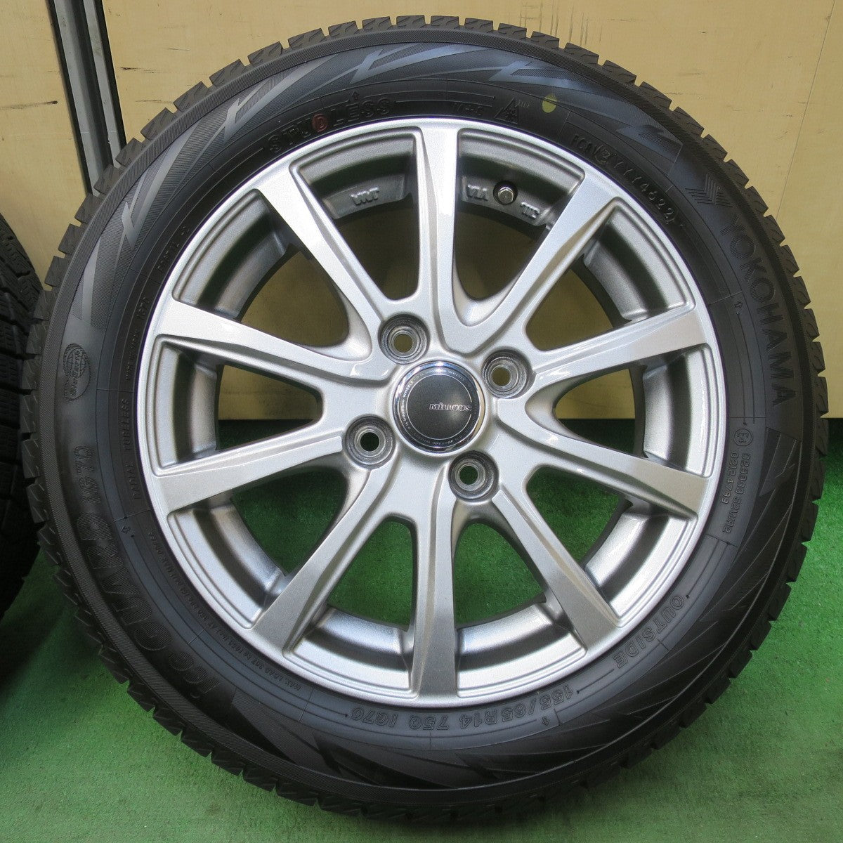 バリ溝！22年！キレイ！ほぼ10分★スタッドレス 155/65R14 ヨコハマ アイスガード iG70 MiLLOUS VX ミルアス 14インチ PCD100/4H★5122009イス
