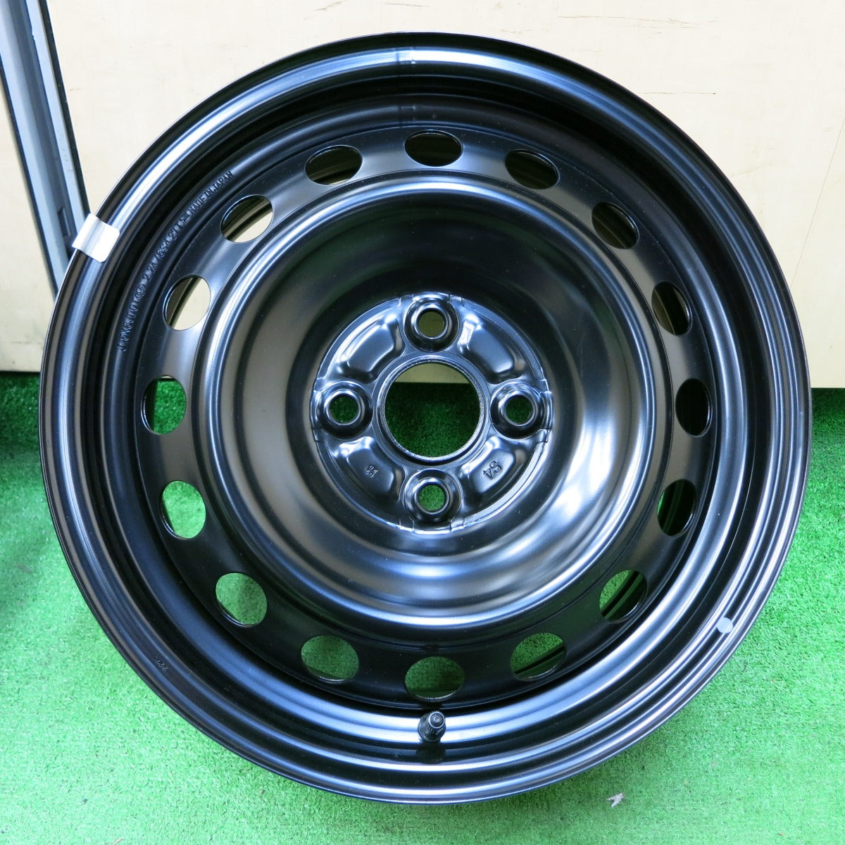 送料無料* 新車外し☆トヨタ ヤリス 純正 スチール ホイール 15