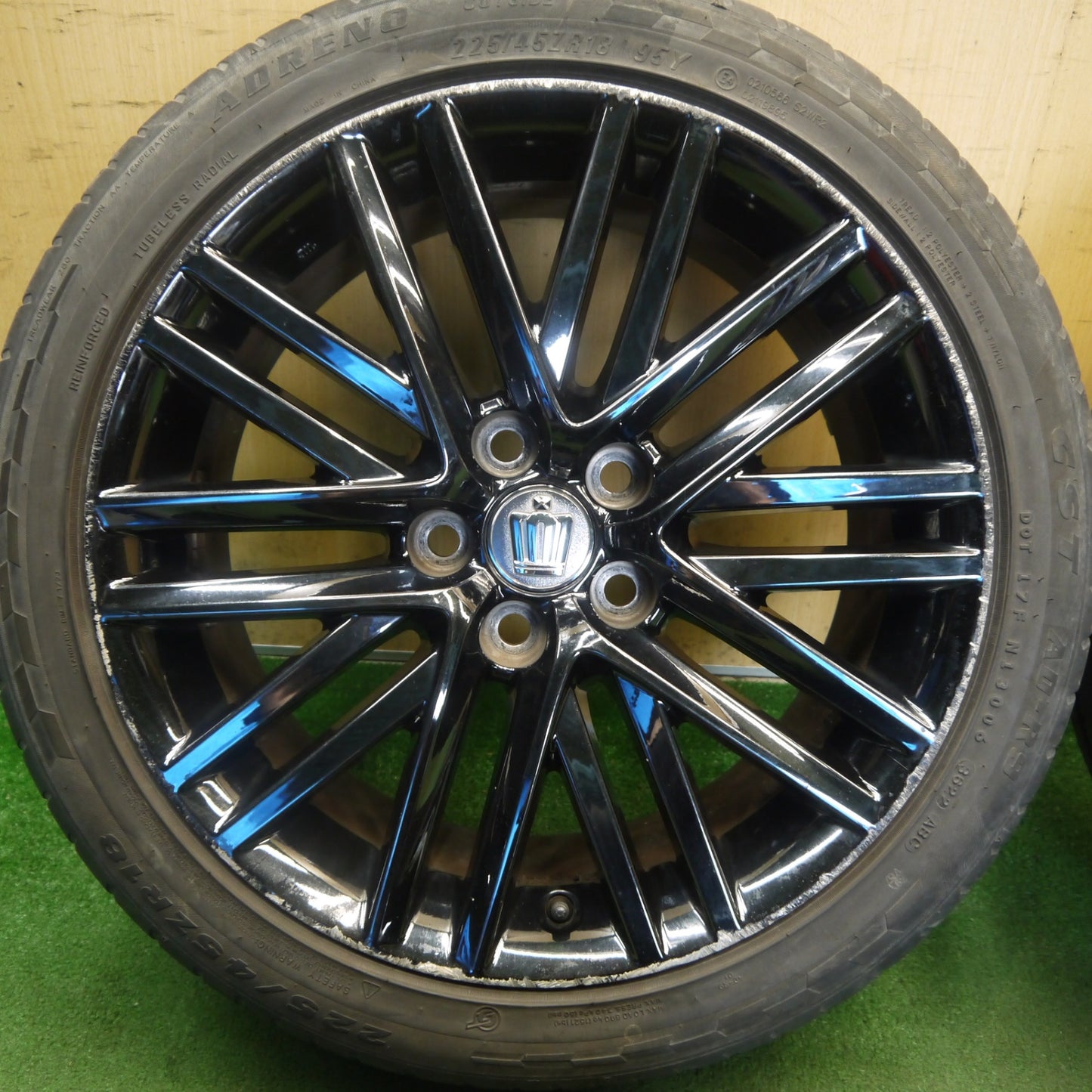 4本価格！22年◎トヨタ 210系 クラウン アスリート ブラック スパッタリング 純正 225/45R18 CST ADRENO AD-R9 18インチ PCD114.3/5H◎6062404Hノ