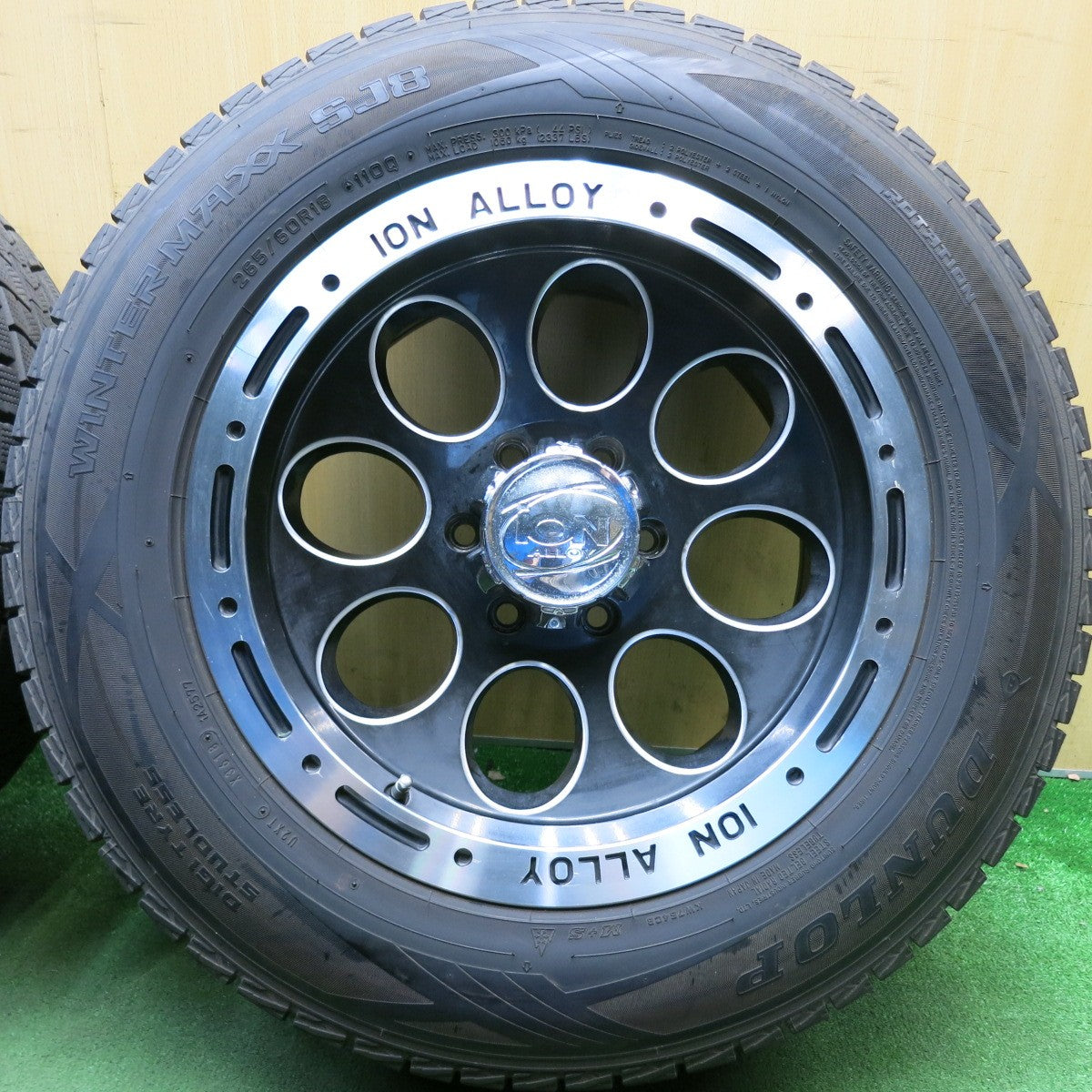 バリ溝！9.5分★iON ALLOY 265/60R18 スタッドレス ダンロップ ウインターマックス SJ8 社外 アルミ 18インチ PCD139.7/6H★6052805HAス