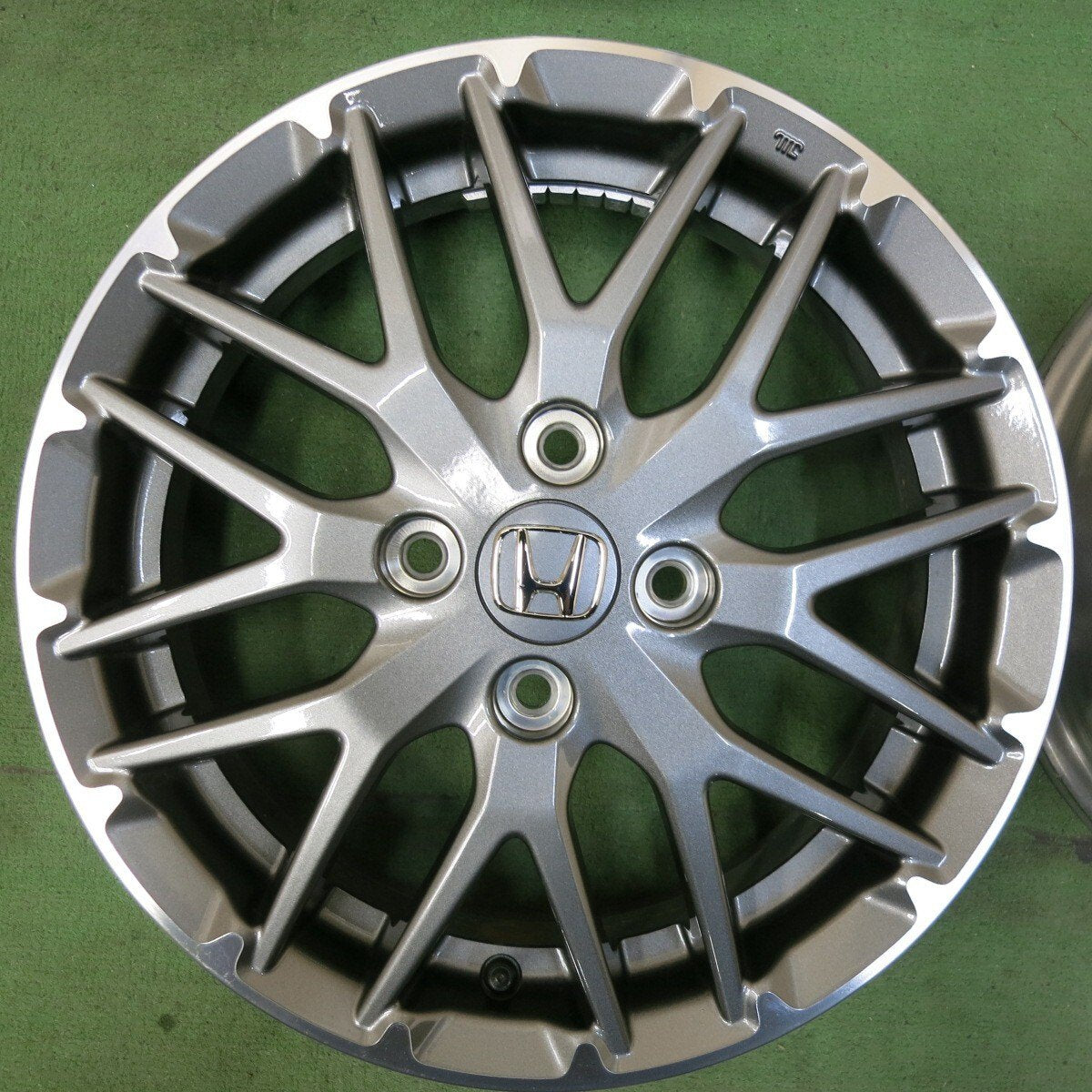新車外し★ホンダ N-BOX カスタム 純正 ホイール 15インチ 15×4.5J NBOX Nボックス PCD100/4H★5032502SYホ