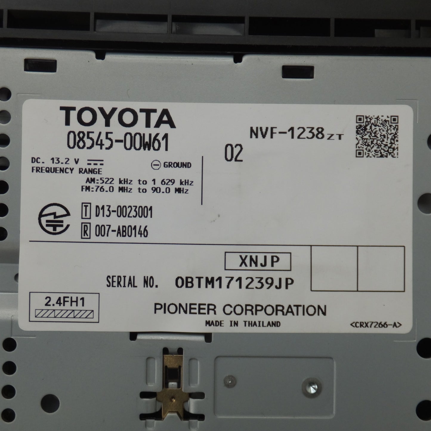 [送料無料] キレイ★パイオニア製 トヨタ TOYOTA 純正 SDナビゲーション 08545-00W61 NSCP-W64　本体のみ★