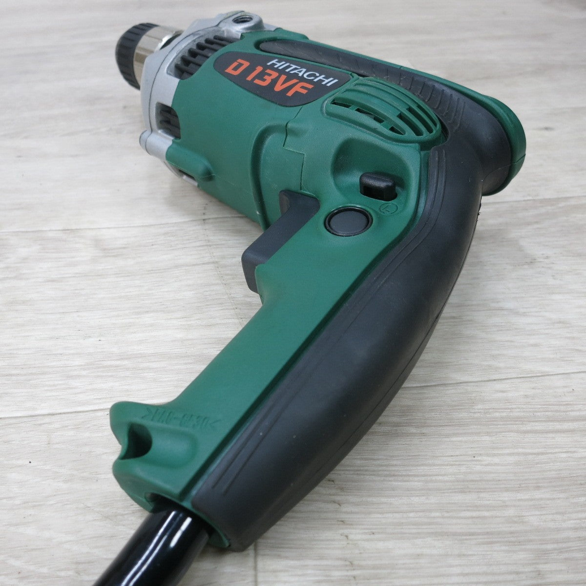 [送料無料] ◆日立工機 13mm 変速 電気 ドリル 100V 50 / 60HZ 710W D13VF ケース付き 電動 工具◆