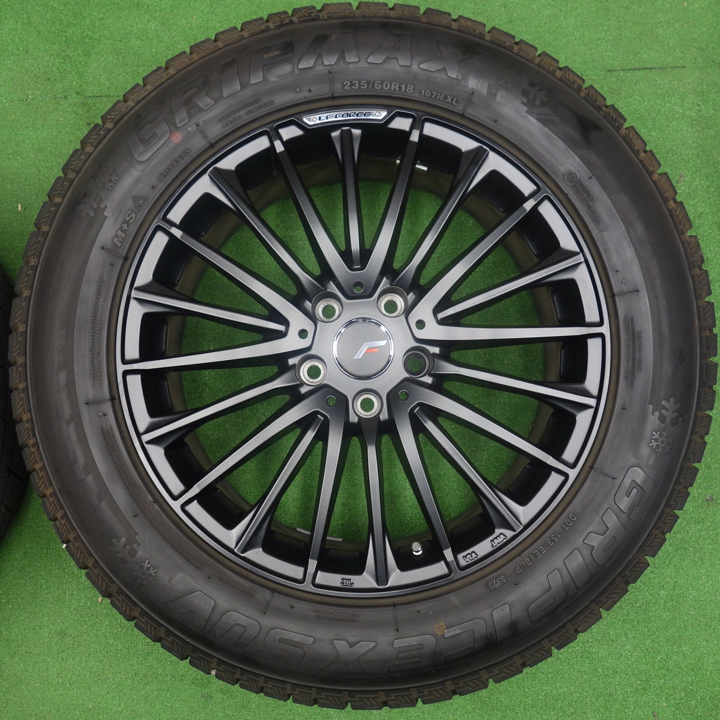 バリ溝！23年！キレイ！9.5分以上◎スタッドレス 235/60R18 グリップマックス GRIP ICE X SUV LEHRMEISTER LF-FORCE レアマイスター LFフォース 18インチ PCD114.3/5H◎6060301KTス