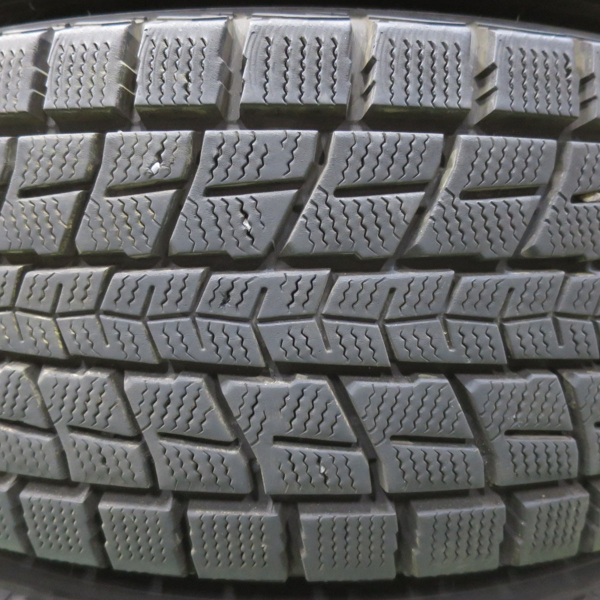 バリ溝！キレイ！9.5分★スバル XV 純正 225/60R17 スタッドレス ダンロップ ウインターマックス SJ8 17インチ PCD100/5H★5111212イス