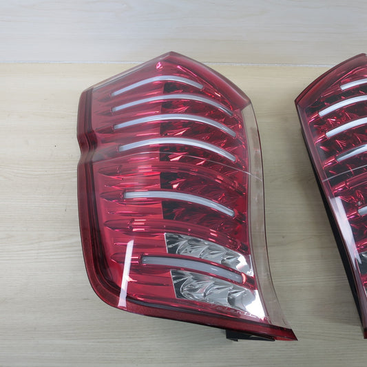 キレイ!左右セット♪ホンダ RK系 ステップワゴン VALENTI ヴァレンティ テールランプ 60-1365B L R テールライト 照明 カー パーツ♪