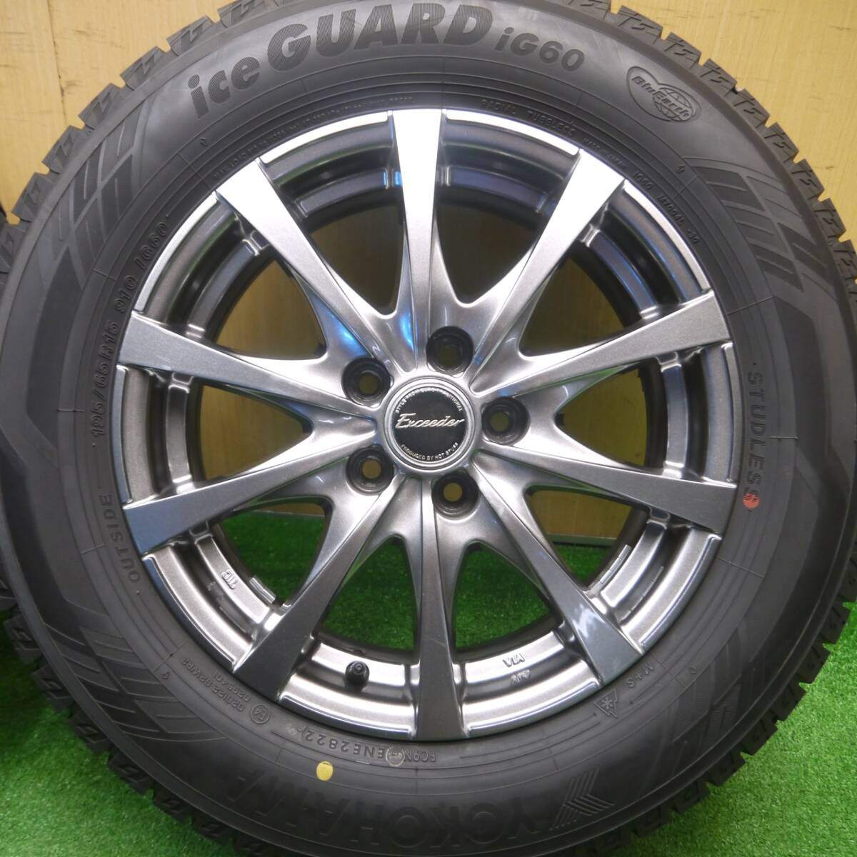 バリ溝！22年 9.5分★プリウス等 195/65R15 スタッドレス ヨコハマ アイスガード iG60 エクシーダー PCD100/5H★4102507Hス