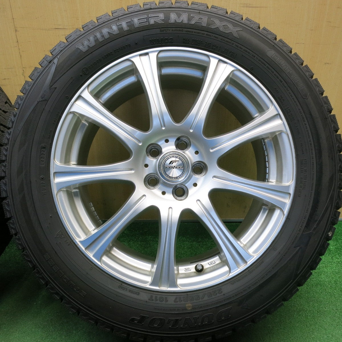 4本価格！24年★XV 等 225/55R17 スタッドレス ダンロップ ウインターマックス WM02 FOLEO フォレオ 17インチ PCD100/5H★6041907HAス