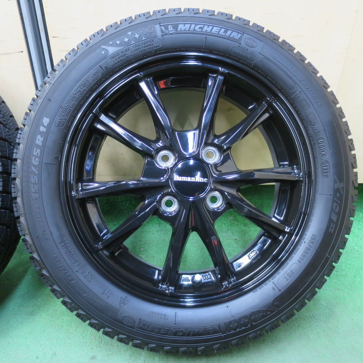 バリ溝！22年！キレイ！ほぼ10分★スタッドレス 155/65R14 ミシュラン X-ICE XI3 Humanline ヒューマンライン 14インチ PCD100/4H★5120904イス