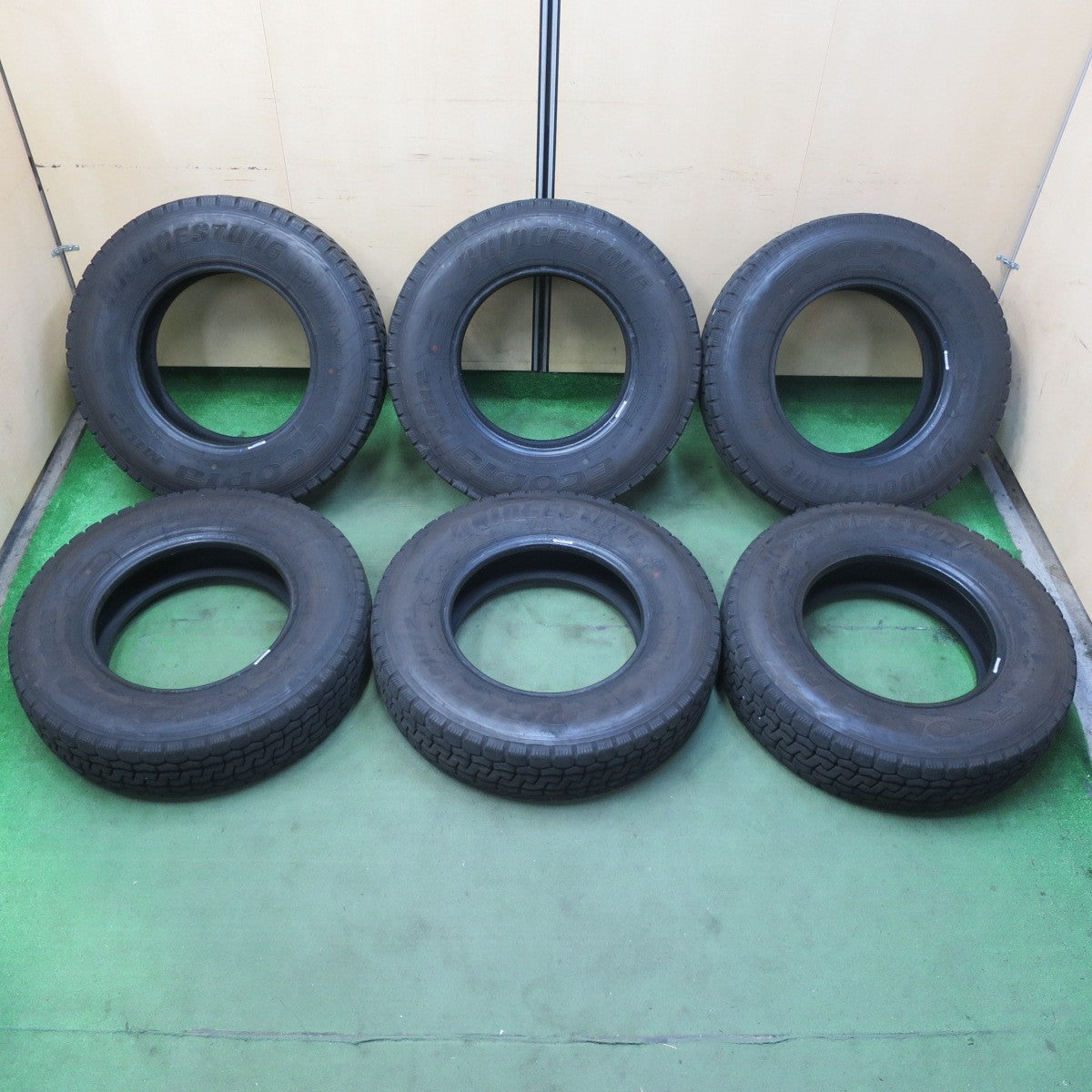 バリ溝！25年！9.5分！6本★トラック タイヤ 205/85R16 117/115N ブリヂストン エコピア M812 ミックス オールシーズン 16インチ★5102309イスタ