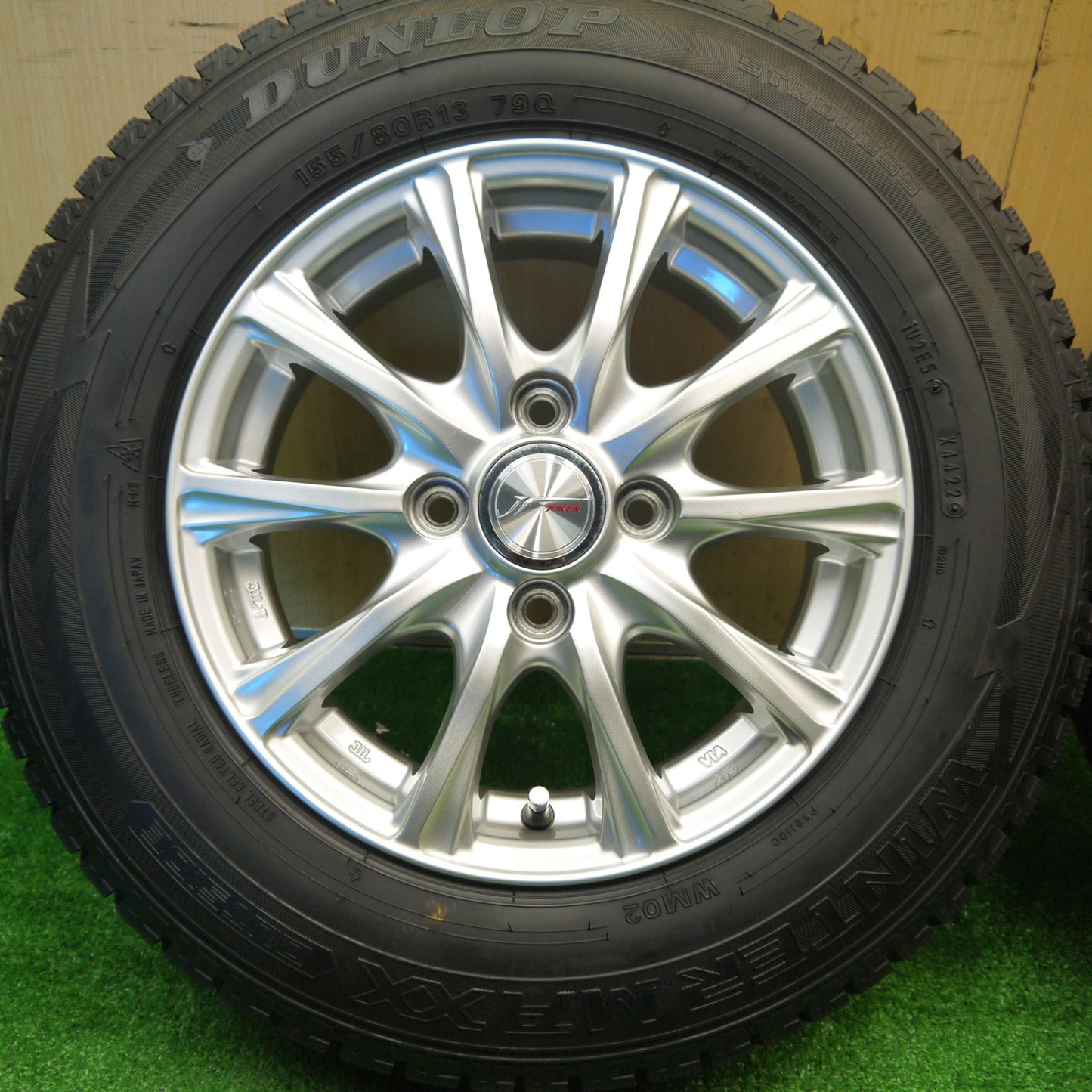 バリ溝！22年！キレイ！9.5分以上★スタッドレス 155/80R13 ダンロップ ウインターマックス WM02 JOKER ジョーカー 13インチ PCD100/4H★5101703Hス