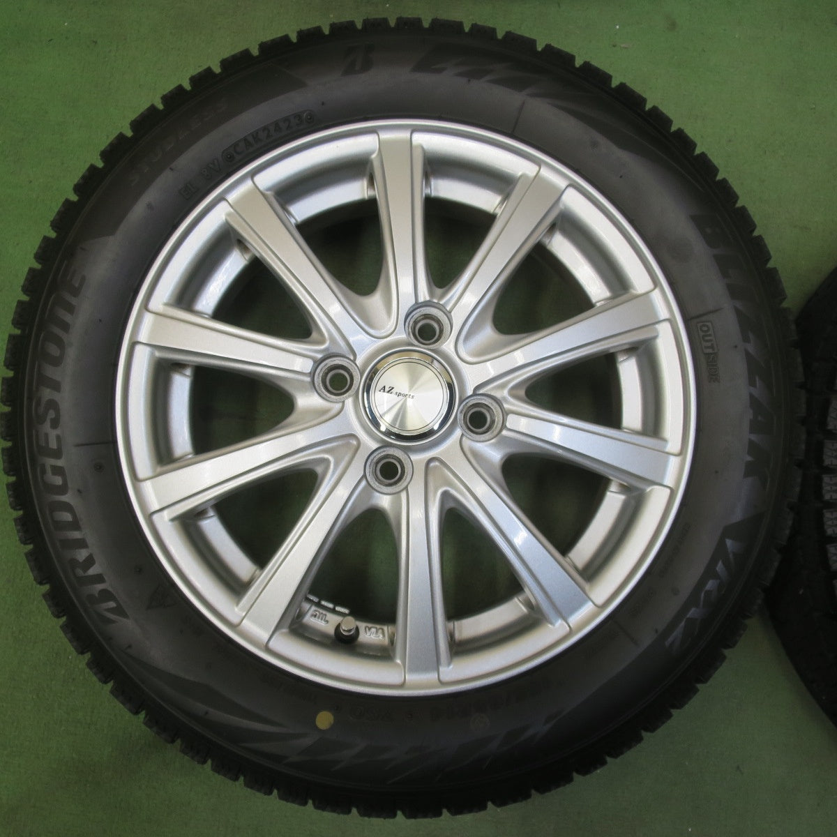 バリ溝！23年！キレイ！9分◎スタッドレス 155/65R14 ブリヂストン ブリザック VRX2 AZ Sports AZスポーツ 14インチ PCD100/4H◎6081910イス