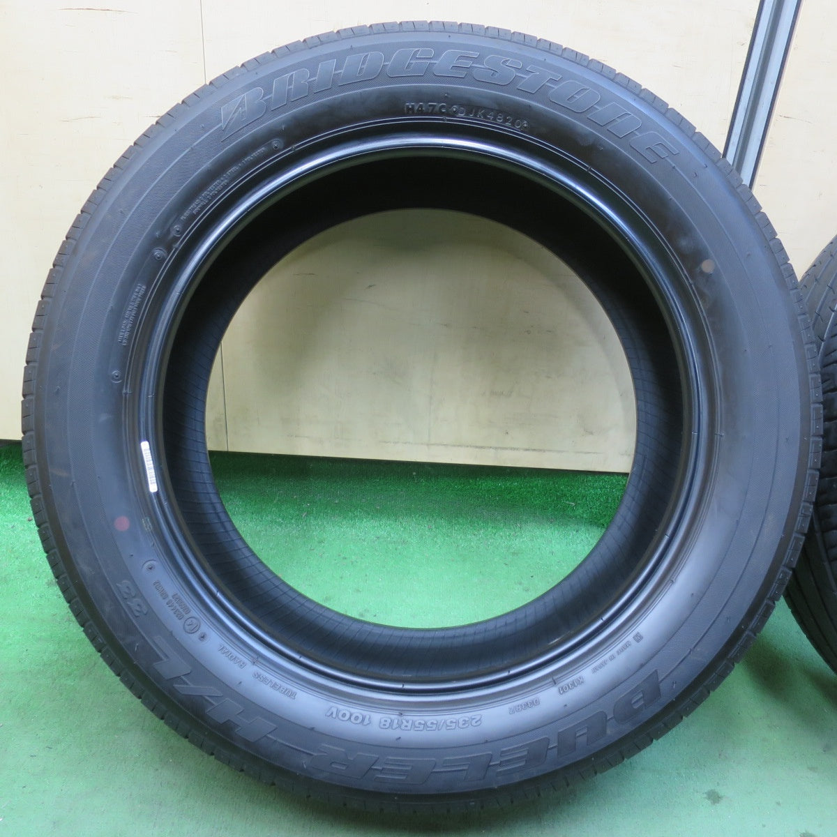 バリ溝！ほぼ10分★235/55R18 ブリヂストン デューラー H/L 33 DUELER タイヤ 18インチ ハリアー RAV4 ヴァンガード 等★5122607イノタ
