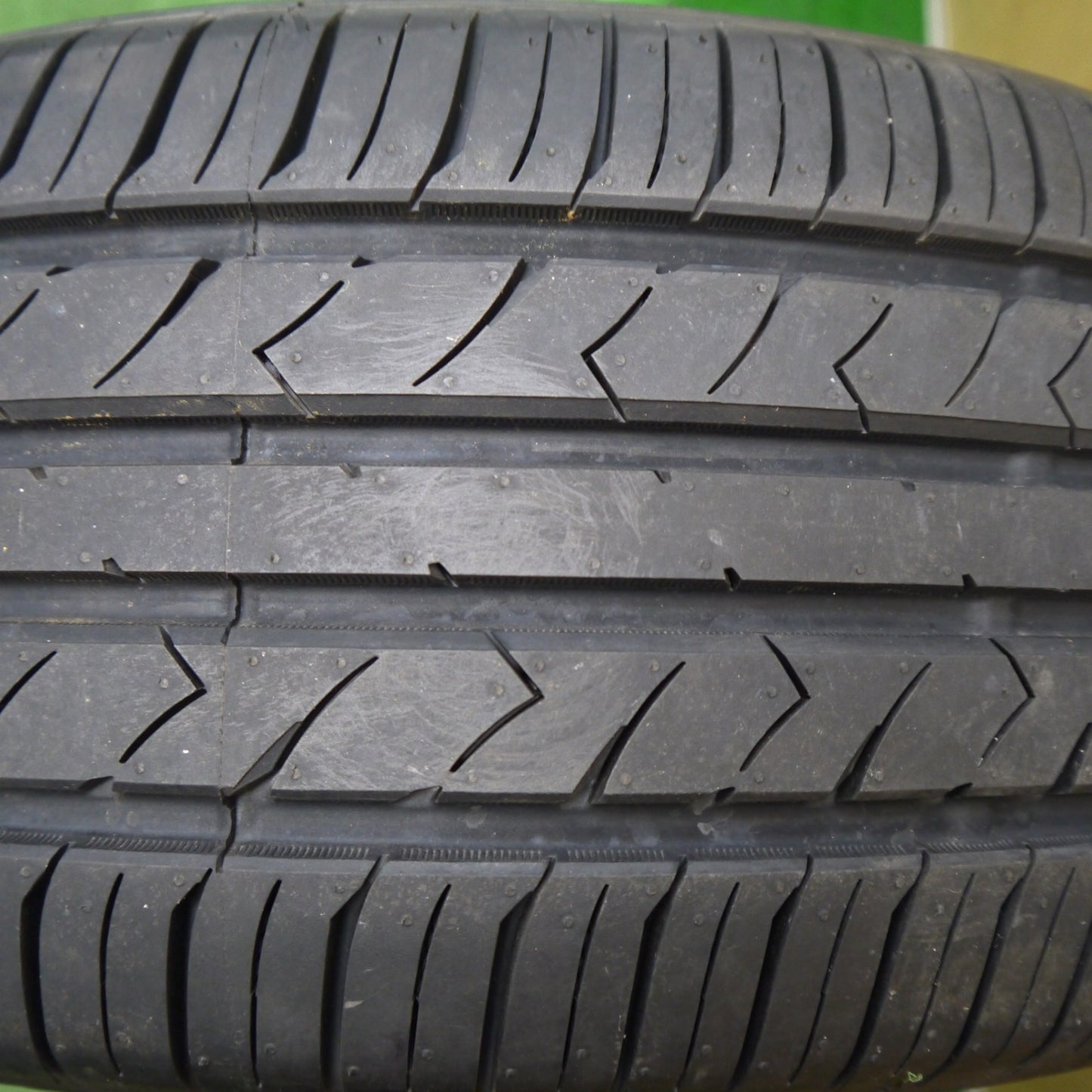 新車外し！1本★215/55R17 トーヨー SD-7 タイヤ 17インチ クラウン カムリ ヴェゼル スカイライン フォレスター 等★5110411Hノタ