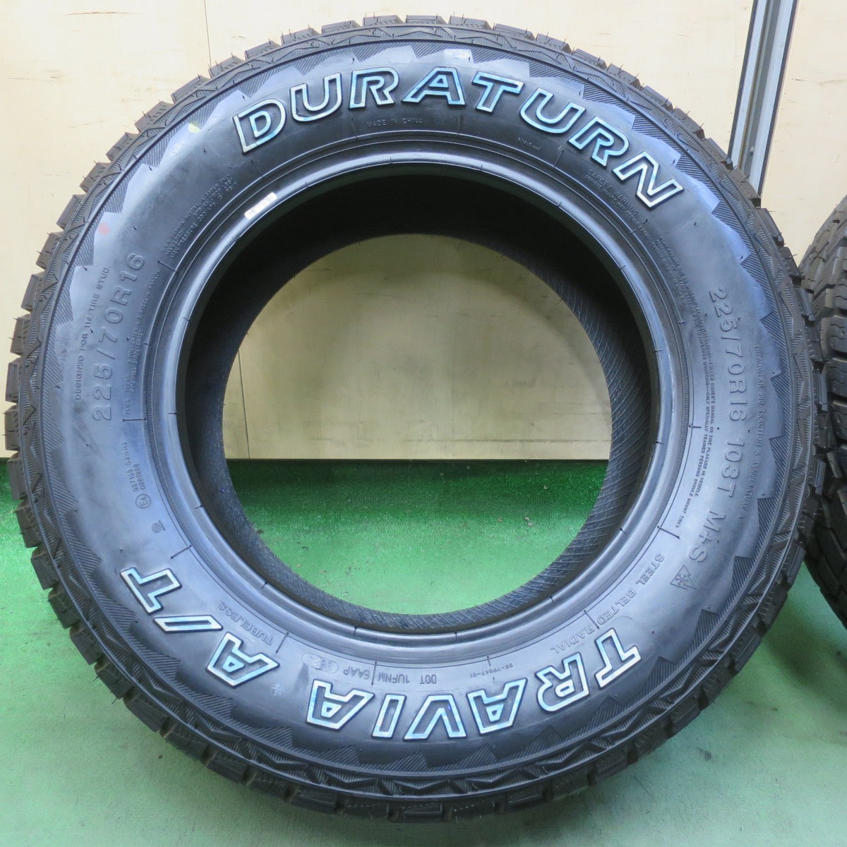 未使用！23年★225/70R16 デュラターン TRAVIA A/T DURATURN 16インチ タイヤ デリカ D:5 エクストレイル CX-5 等★6073006イノタ