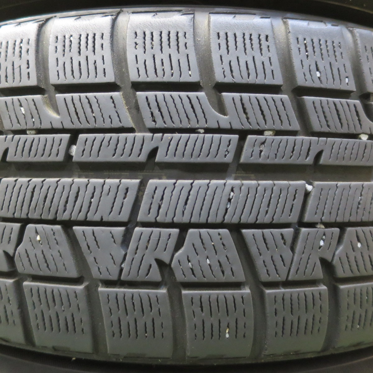 キレイ◎スタッドレス 205/60R16 ヨコハマ アイスガード iG50 プラス TEAD テッド 16インチ PCD114.3/5H◎6061502イス