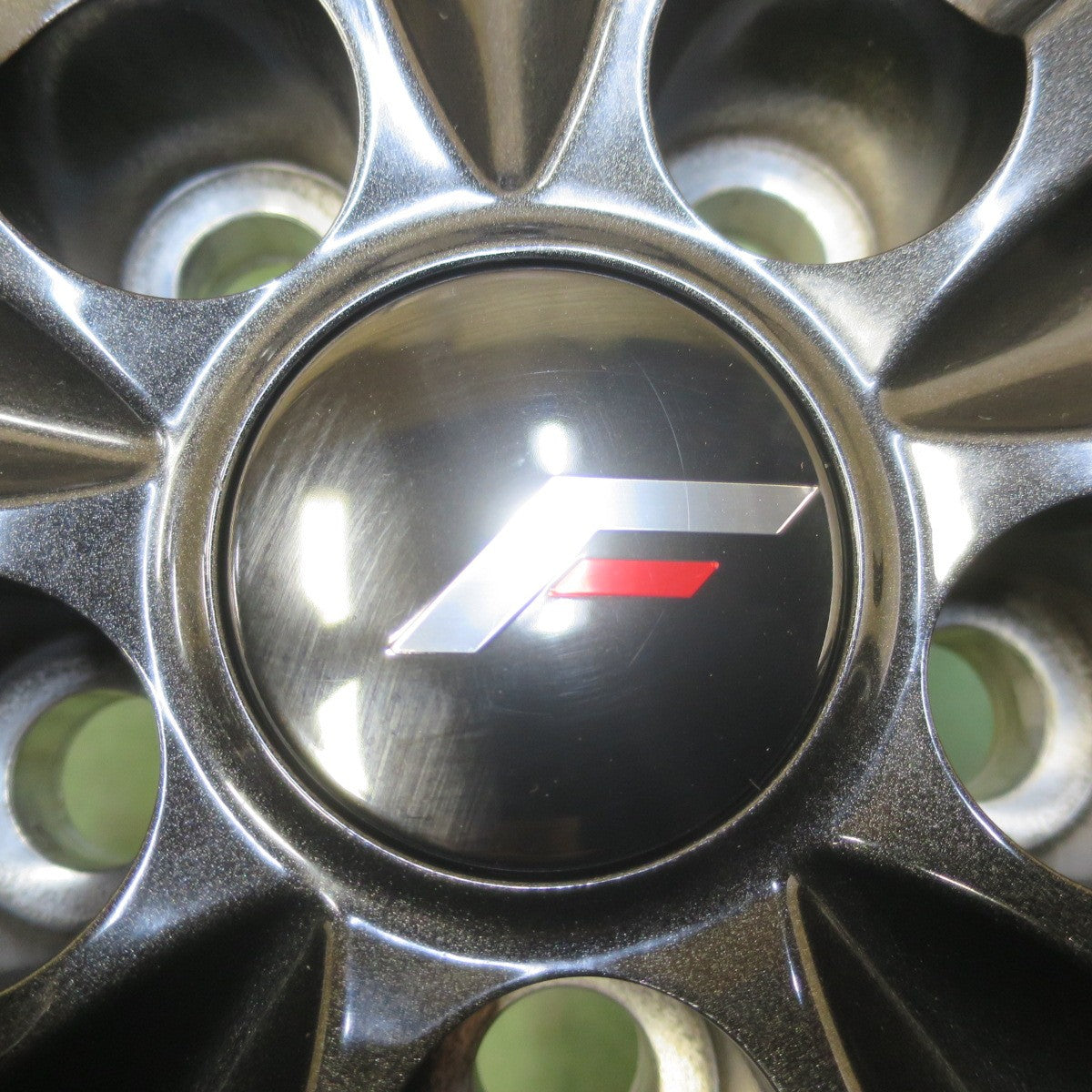 キレイ★40系 アルファード 等 LEHRMEISTER LF-IZOLA2 225/60R18 スタッドレス ブリヂストン ブリザック DM-V2 レアマイスター 18インチ PCD120/5H★6042511イス